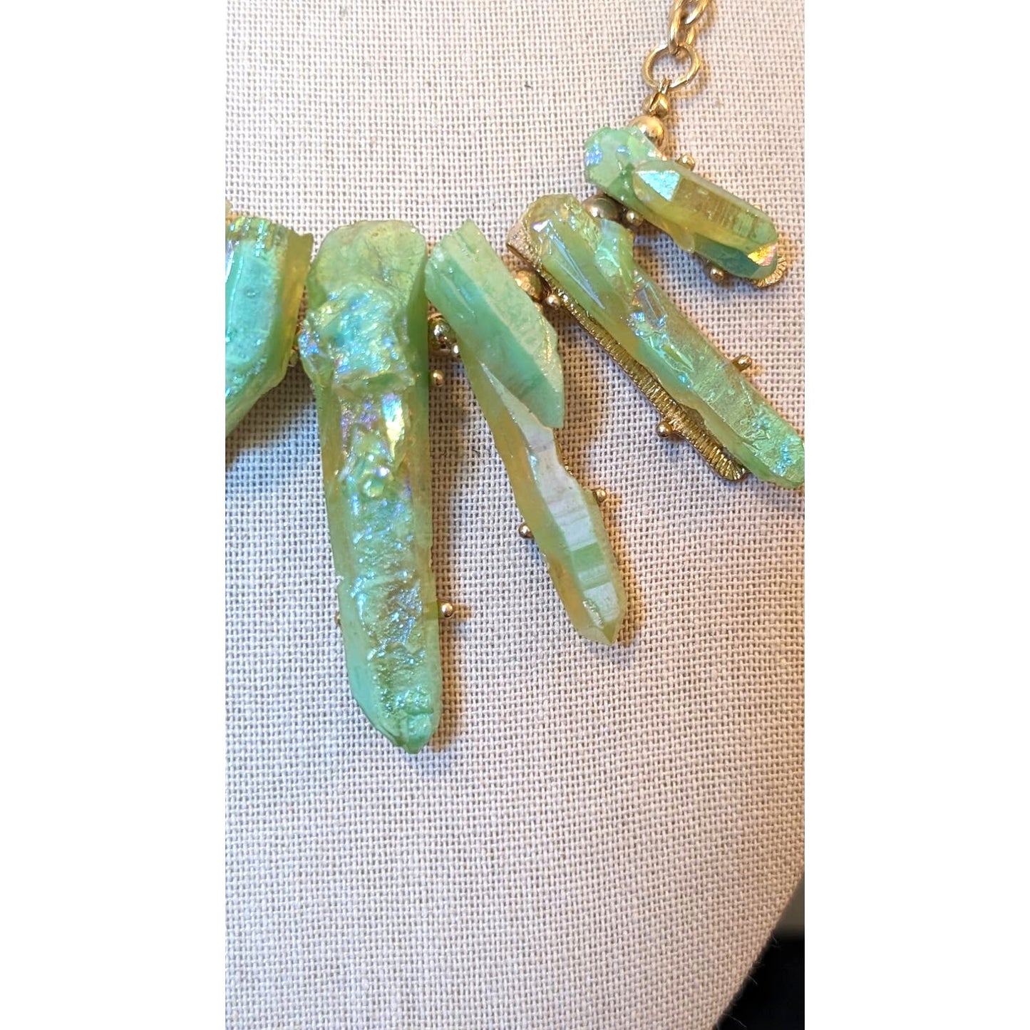 Green Sparkle Resin Crystal Prism Points Gold Tone Statement 19-22" Necklace
