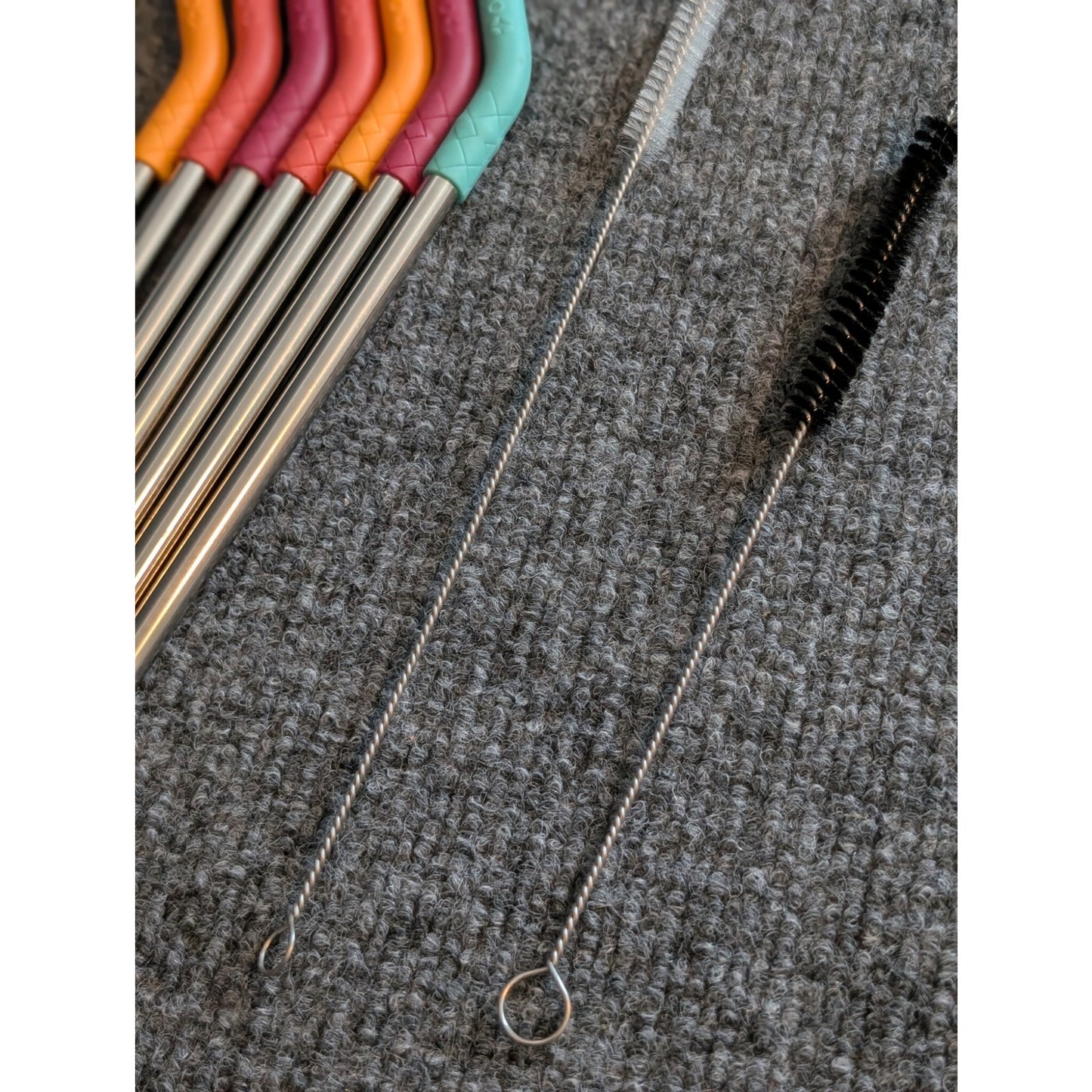 Seven Ello Reusable Silicon Tip Stainless Steel Straw Set W/ Two Brushes NWOT
