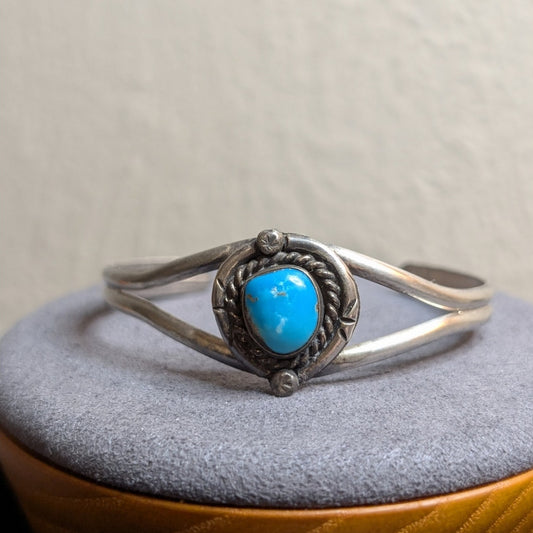 Vintage 925 Sterling Silver Turquoise Cuff Bracelet 11.46g