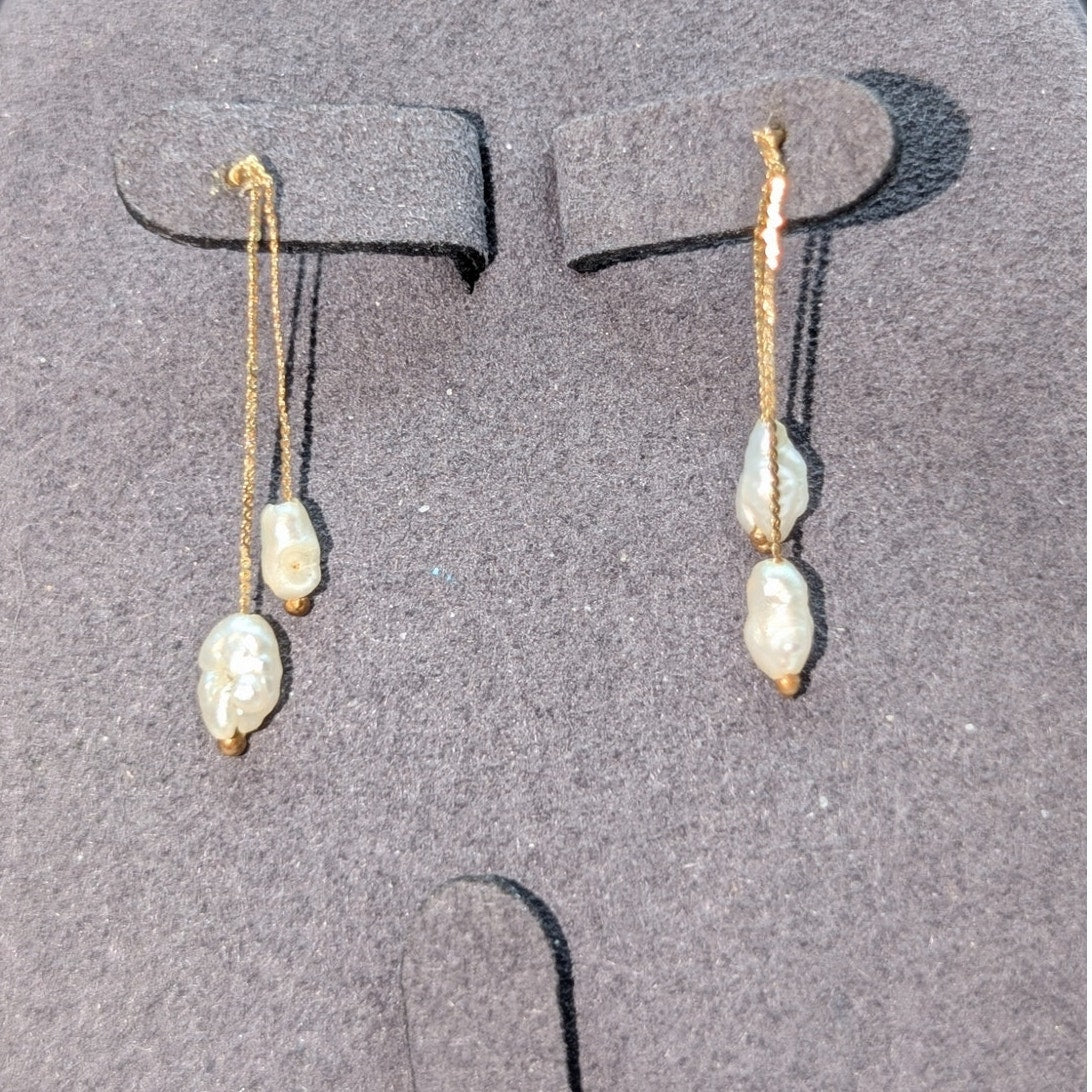 14k Yellow Gold Freshwater Pearl Dangle Serpentine Link Chain Pierced Earrings