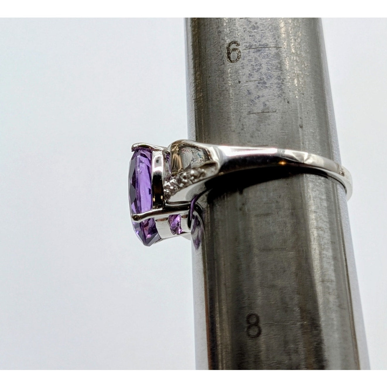925 Sterling Silver Large Oval Amethyst & Diamond Ring Size 7