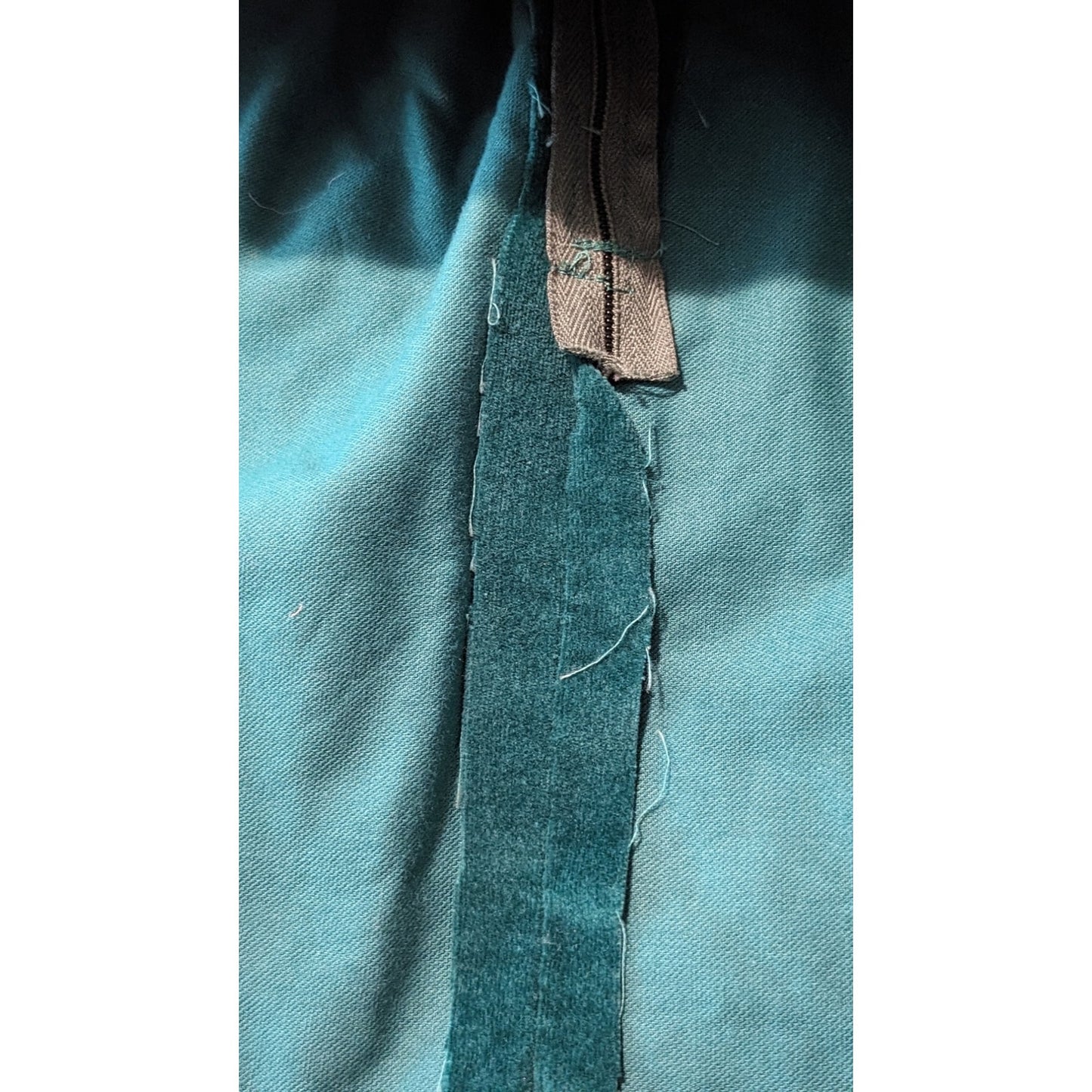 Vintage Homemade Green Velvet Embroidered Mtn. Scene Topper Juniors XS