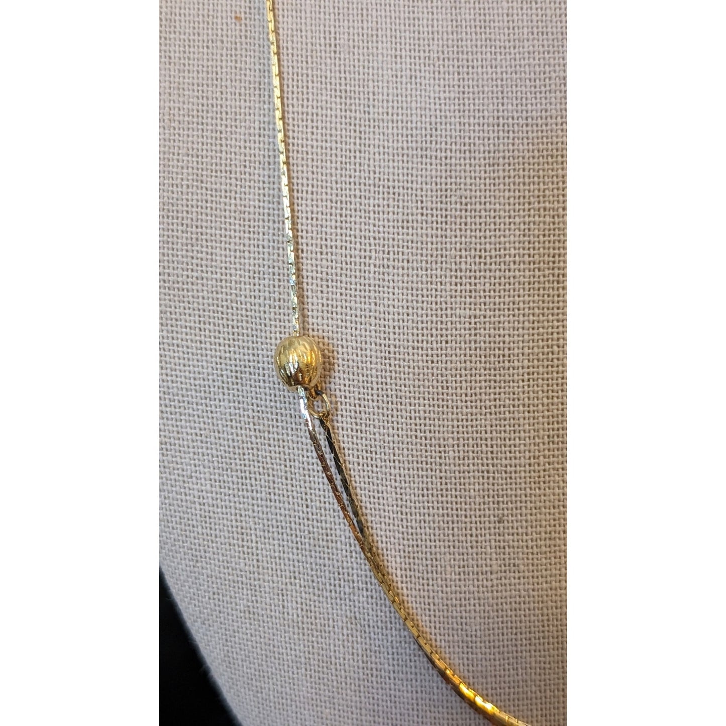 Vintage Shiny Gold Tone Adjustable Chain Up to 28" Necklace NWOT