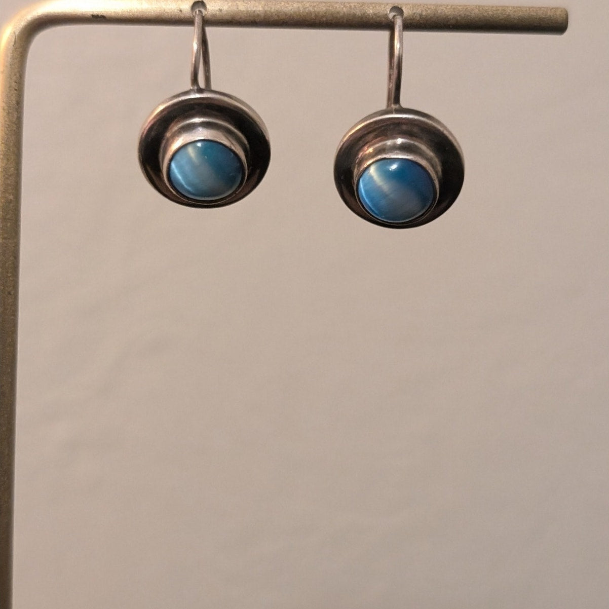 Vintage 925 Sterling Silver Mexico Cat's Eye Moonstone Wire Earrings