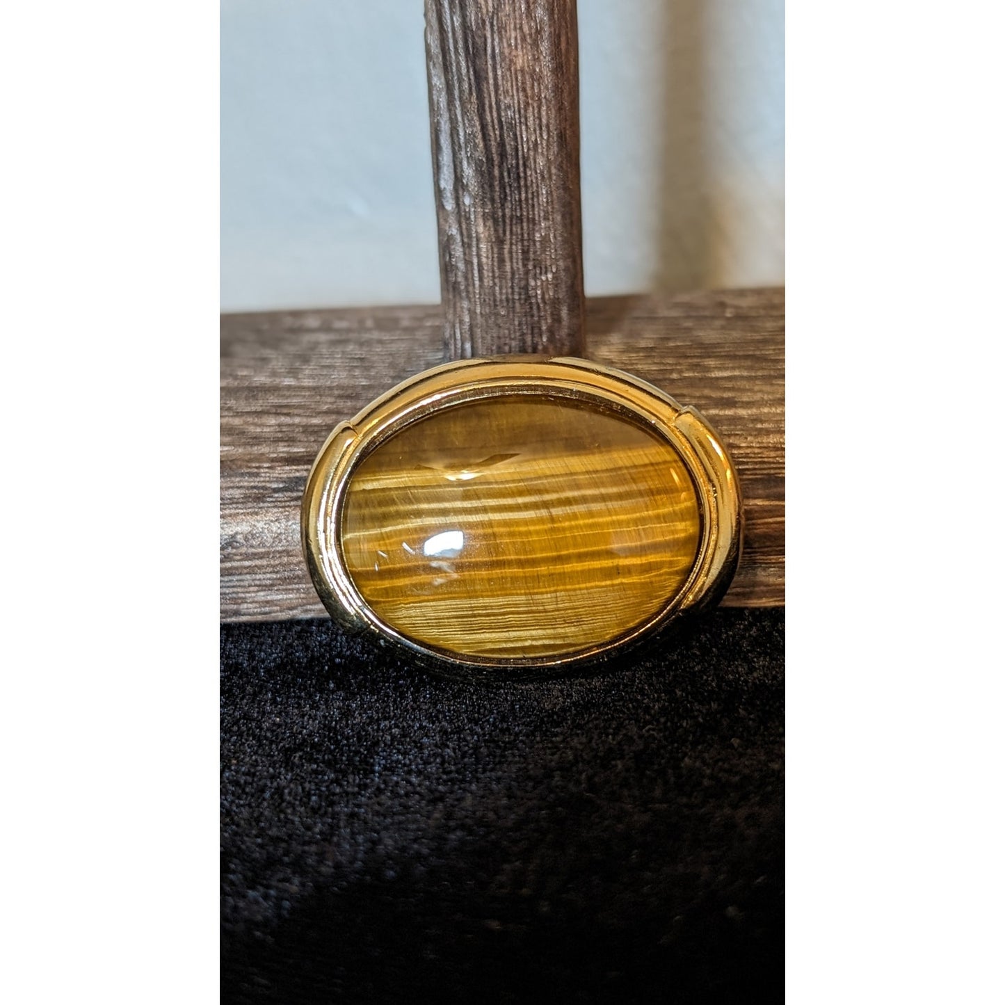 Ciner Vintage Oval Shaped Tiger Eye Gold Tone Scarf Buckle Clip