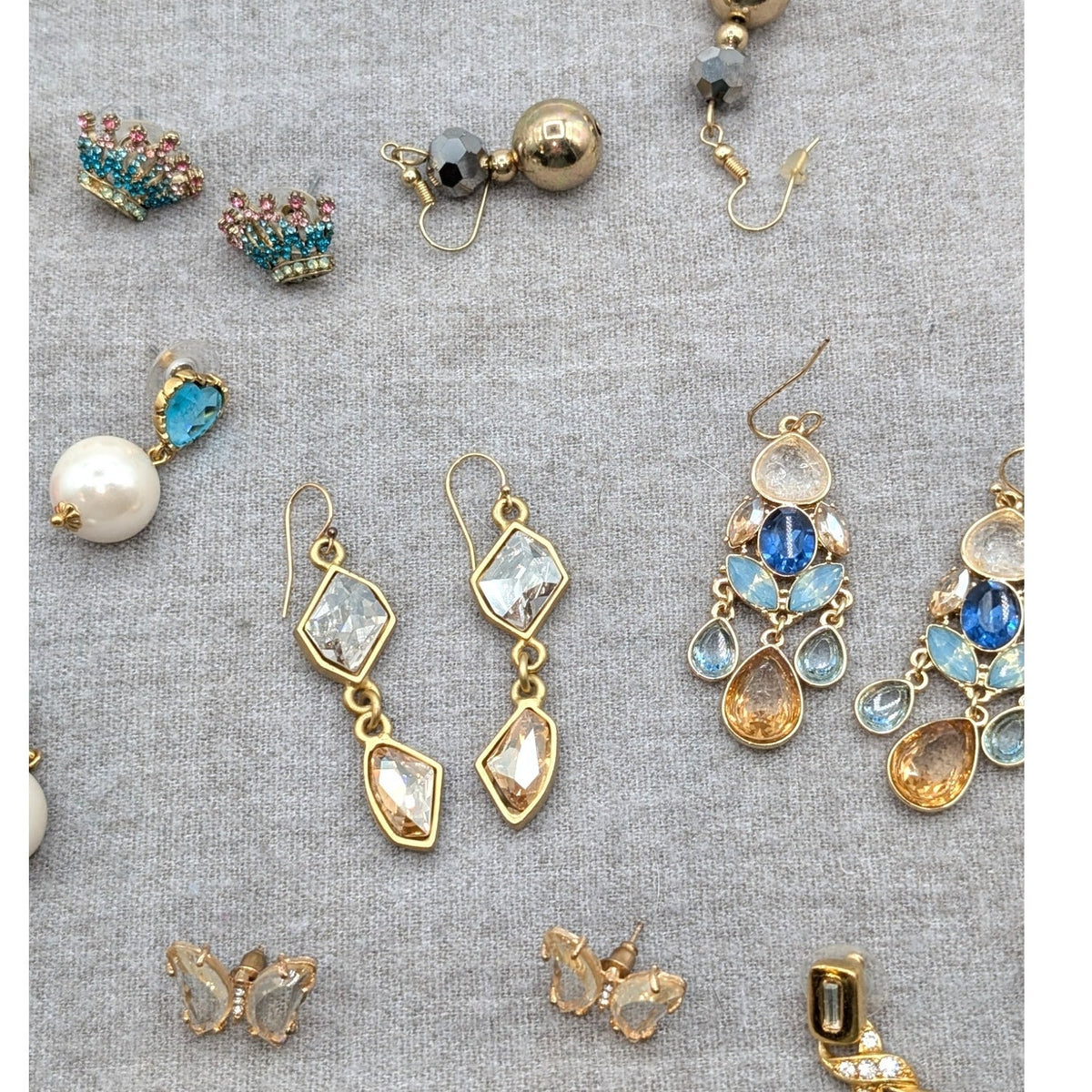 Lot of 14 Pair Crystal Rhinestone Gold Tone Earrings for Pierced Ears