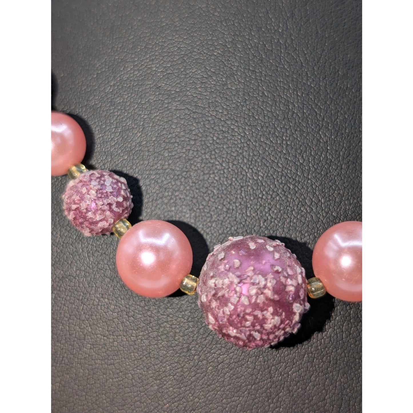 Vintage Pink Faux Pearl Burgundy Textured Bead Hook Clasp 17"-20" Necklace
