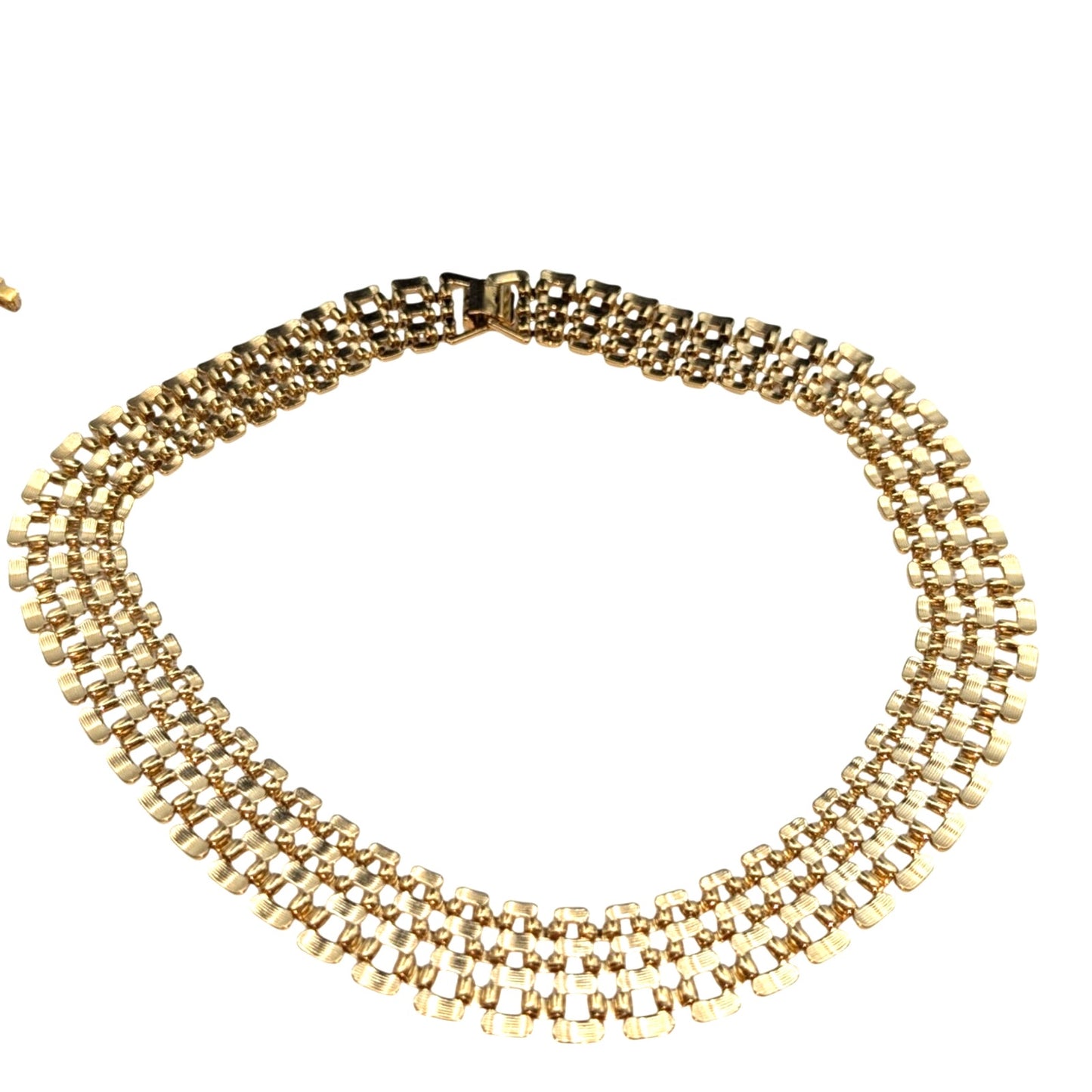 Vintage Gold Tone 3/4" Wide Basket Weave Chain Collar Necklace