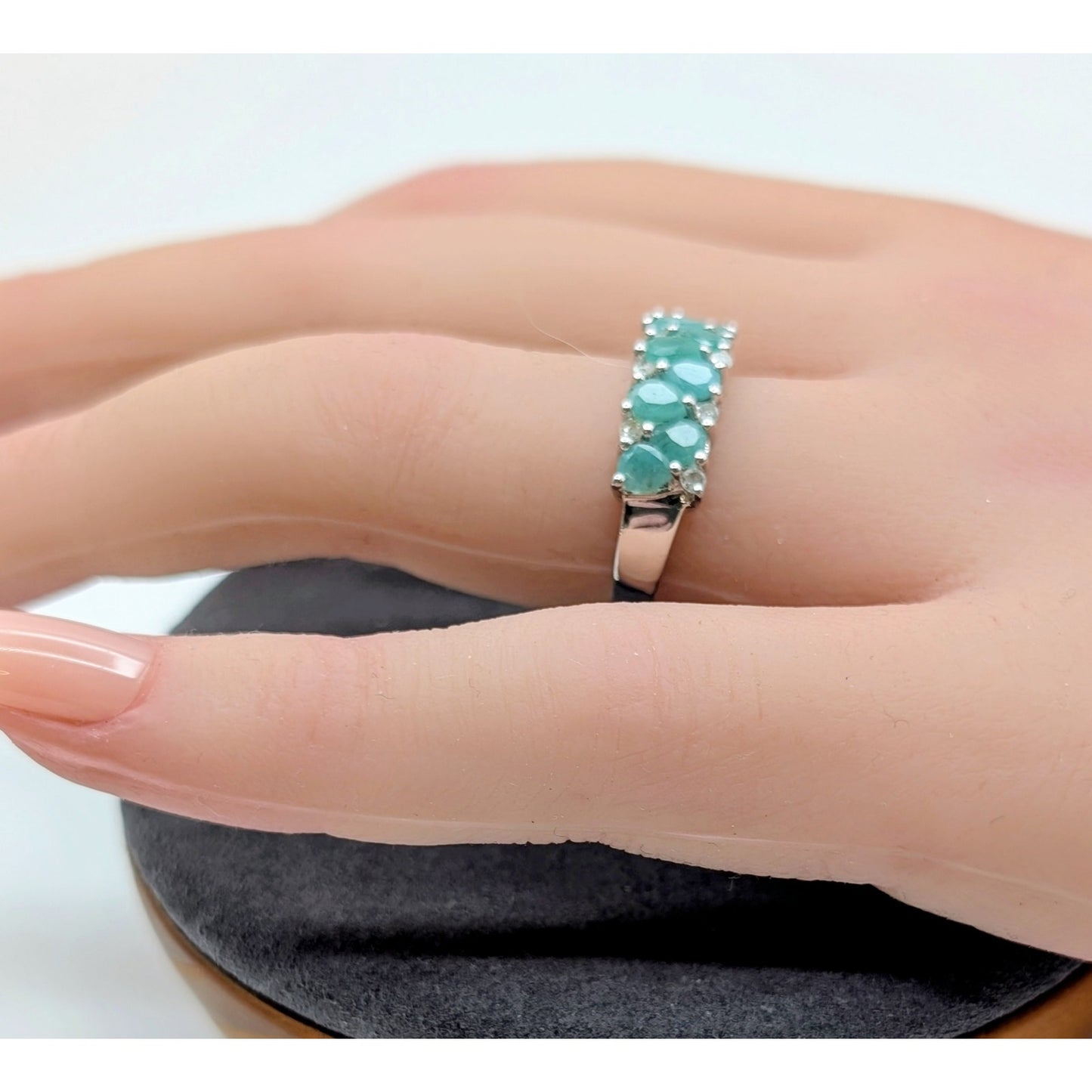 925 Sterling Silver Emerald & Diamond Ring Size Almost 6