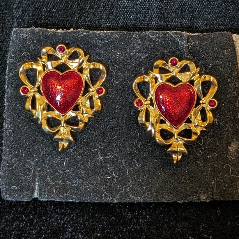 Vintage Avon Large Gold Tone Ribbon Red Enamel & Crystal Heart Post Earrings