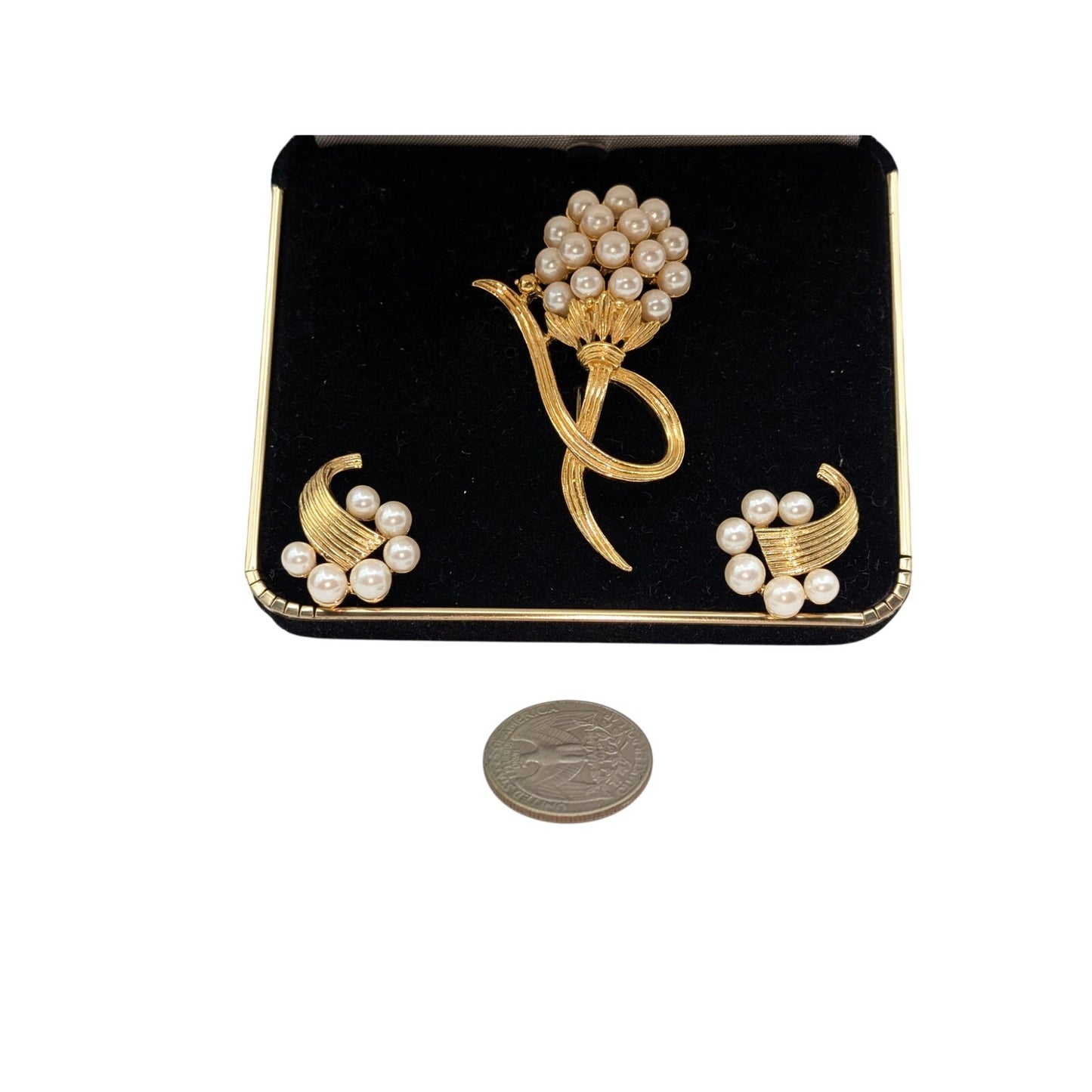 Vintage Unmarked Gold Tone Faux Pearl Brooch and Matching Pierced Earrings