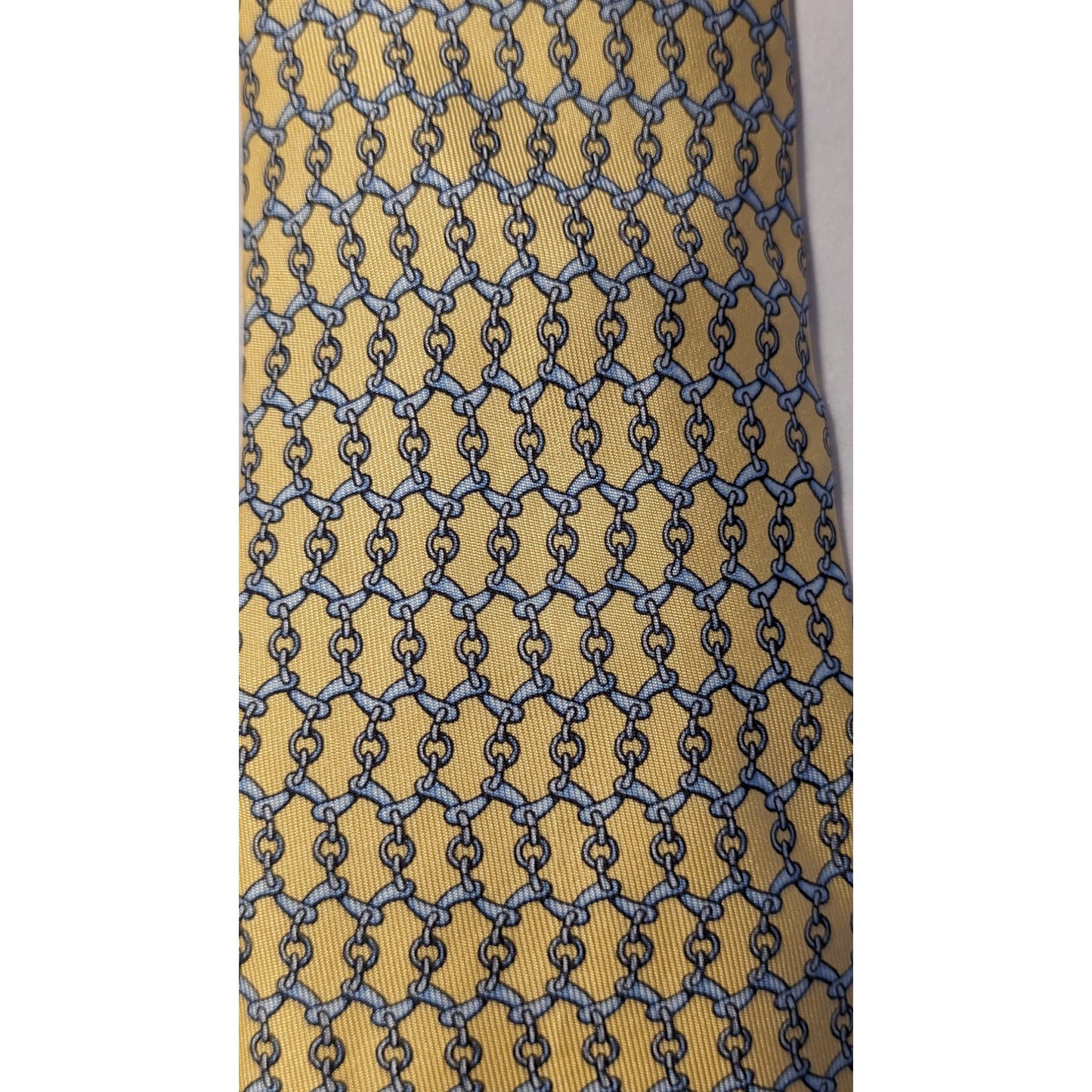 Hermes Paris Vintage 100% Silk Yellow Light Blue Chain Link Design Neck Tie