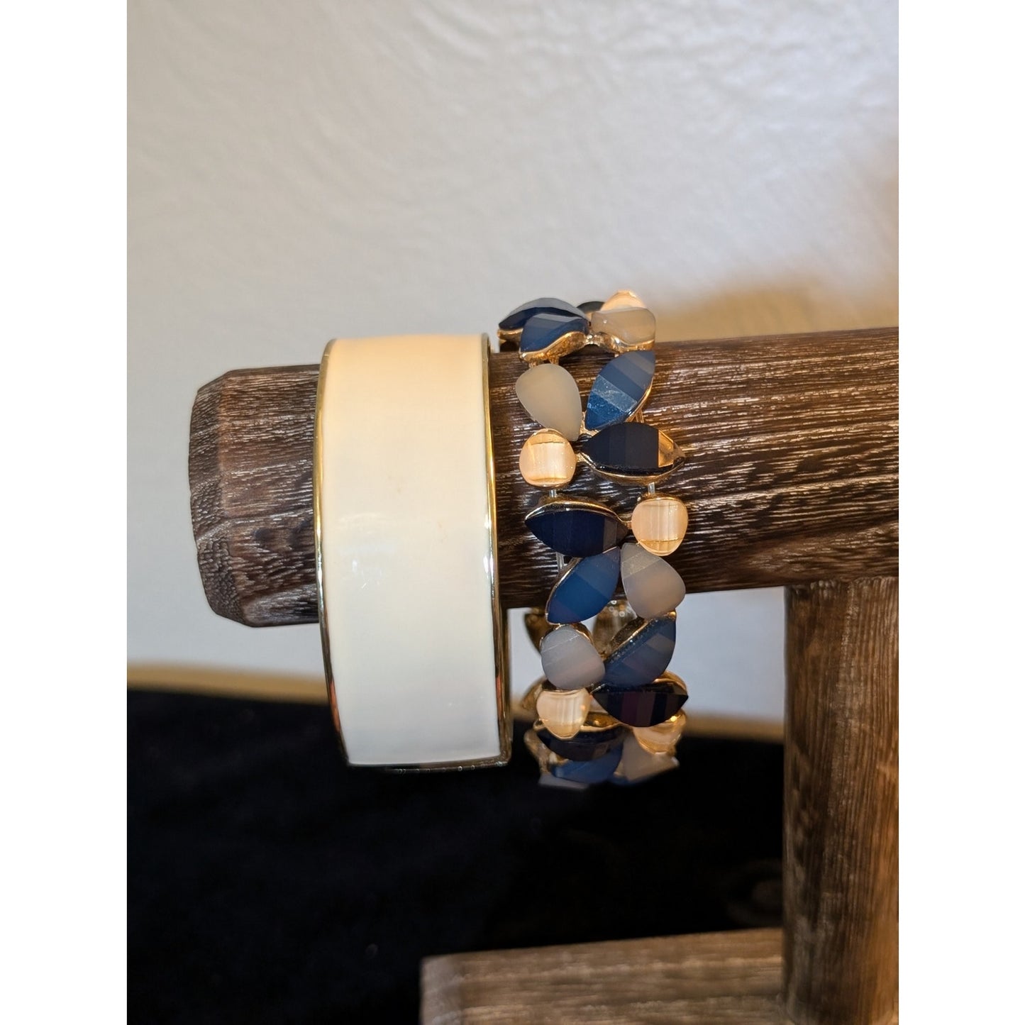 Cream Enamel Clamper Bangle & Carved Bead Stretch Bracelet Lot