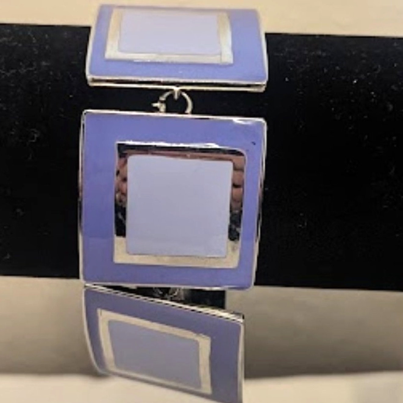 Groovy Lavender Enamel Geometric Design Graduated Silver Tone Toggle Bracelet