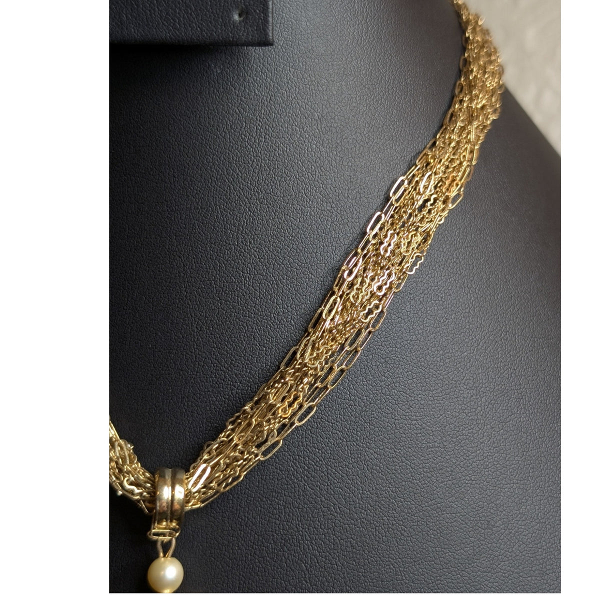 VTG Multi Gold Tone Chain Faux Pearl Dangle Tassel Barrel Clasp 16.5" Necklace