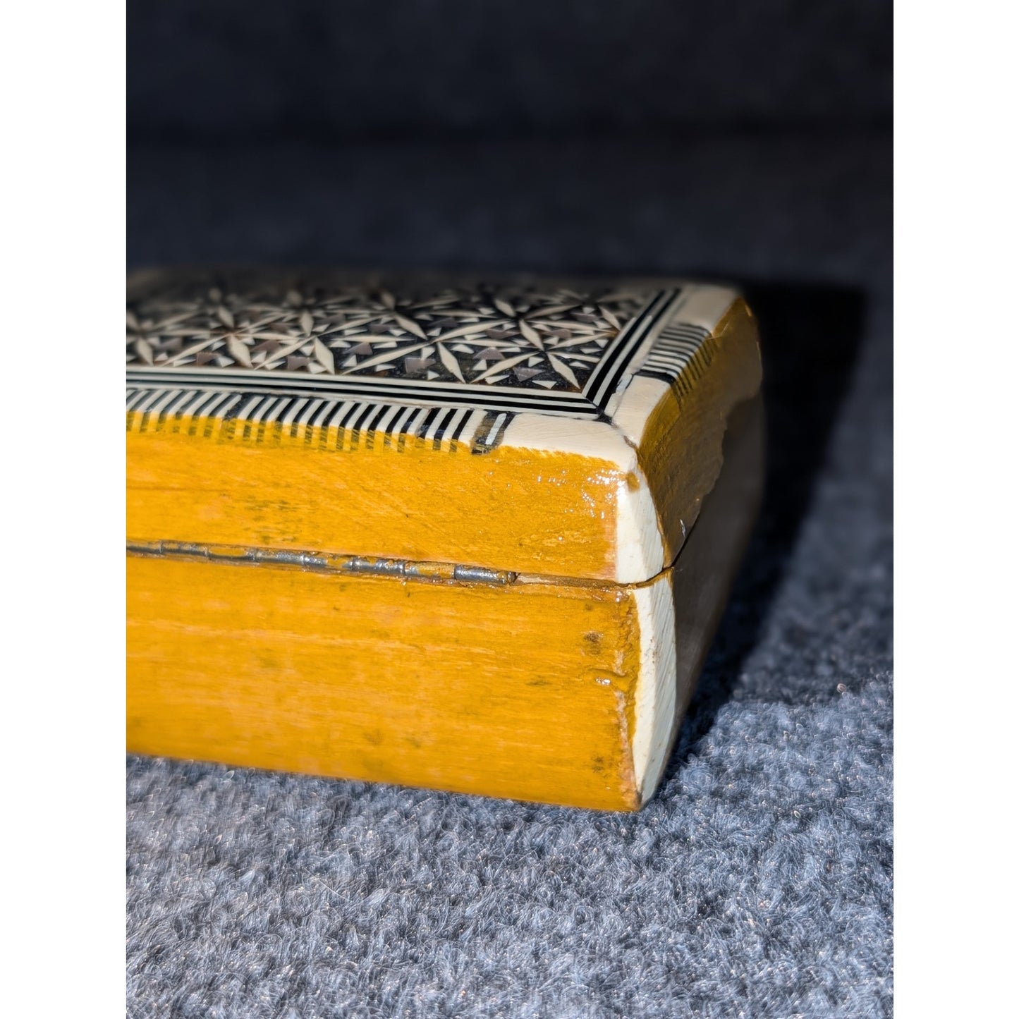 Vintage Egyptian Inlaid Wood Mother of Pearl Hinged Trinket Box Velvet Lining