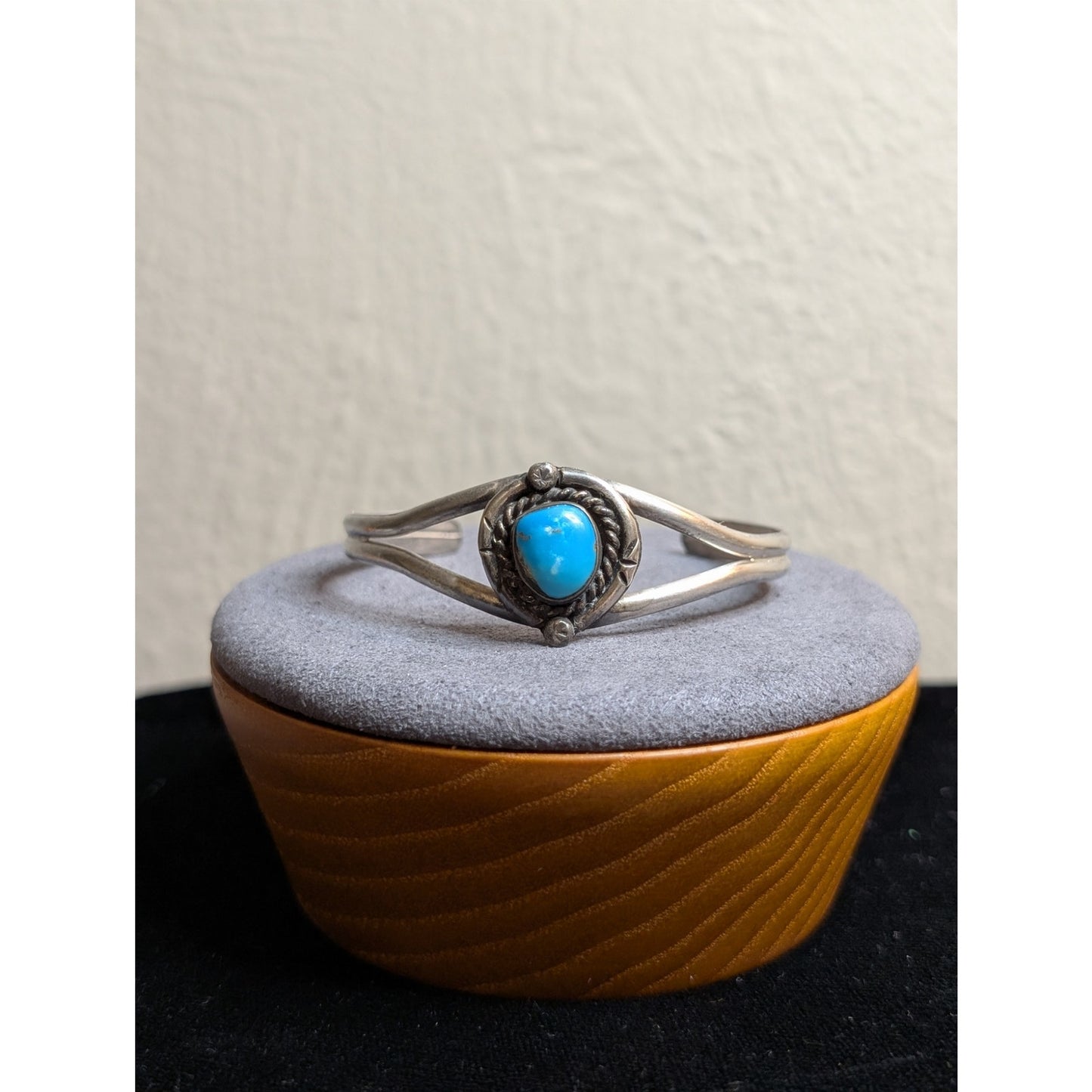 Vintage 925 Sterling Silver Turquoise Cuff Bracelet 11.46g