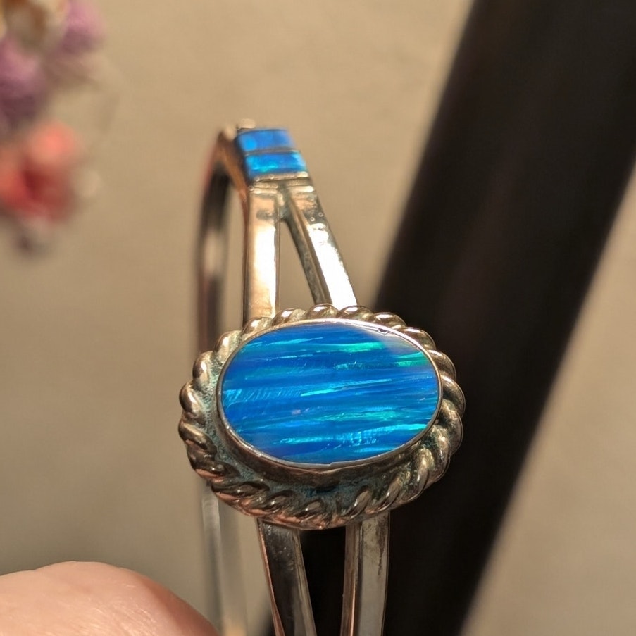 Vintage Mexico Artisan 925 Sterling Blue Opal Doublet Hinged Cuff Bracelet