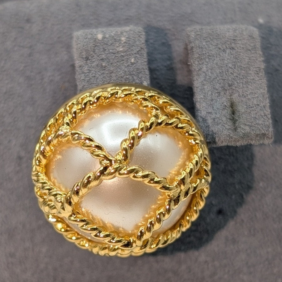 Single Joan Rivers Gold Tone Twisted Rope Cage Faux Mabe Pearl Pierced Earring