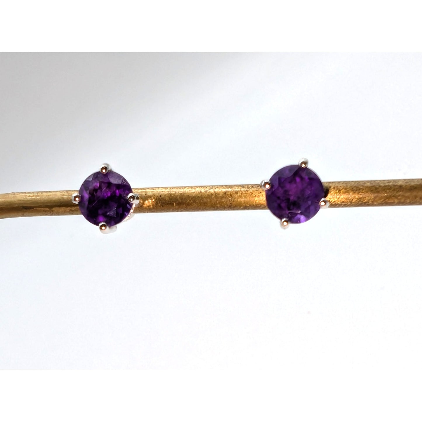 925 Sterling Silver Amethyst 6mm Stud Earrings