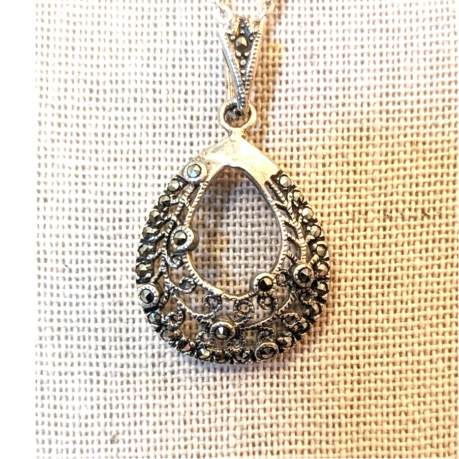 Vtg 925 Sterling Silver Filigree Teardrop Marcasite Pendant 18" Chain Necklace