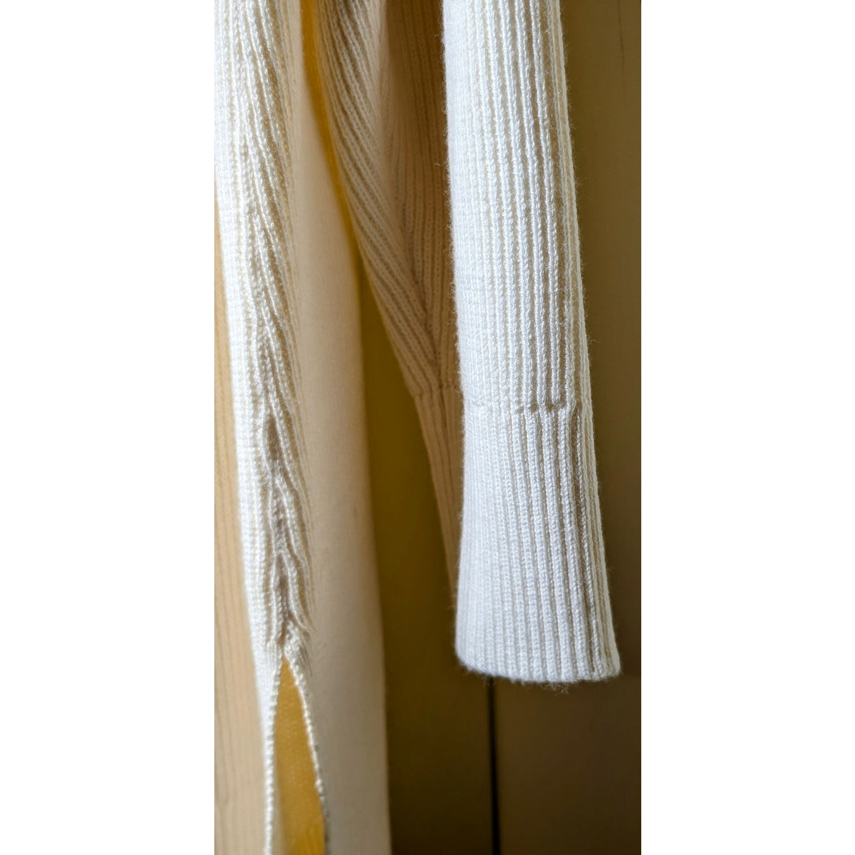 Athleta Hanover Pelican Cream Refined V-Neck Sweater Relaxed Fit Sweater Sz 2X