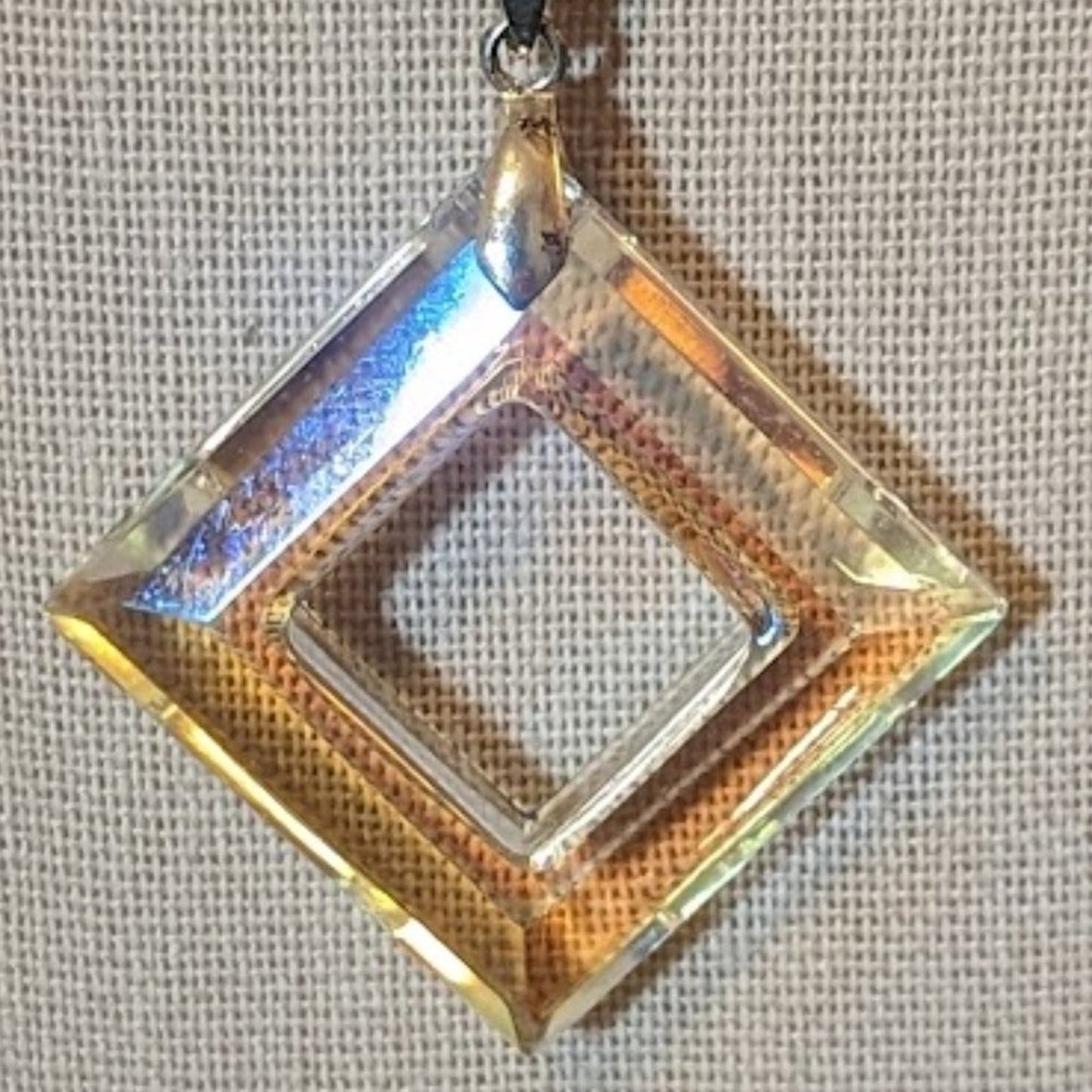 Cut Out Diamond Shape Pendant Blue AB Crystal Beads Silver Tone Chain  Necklace