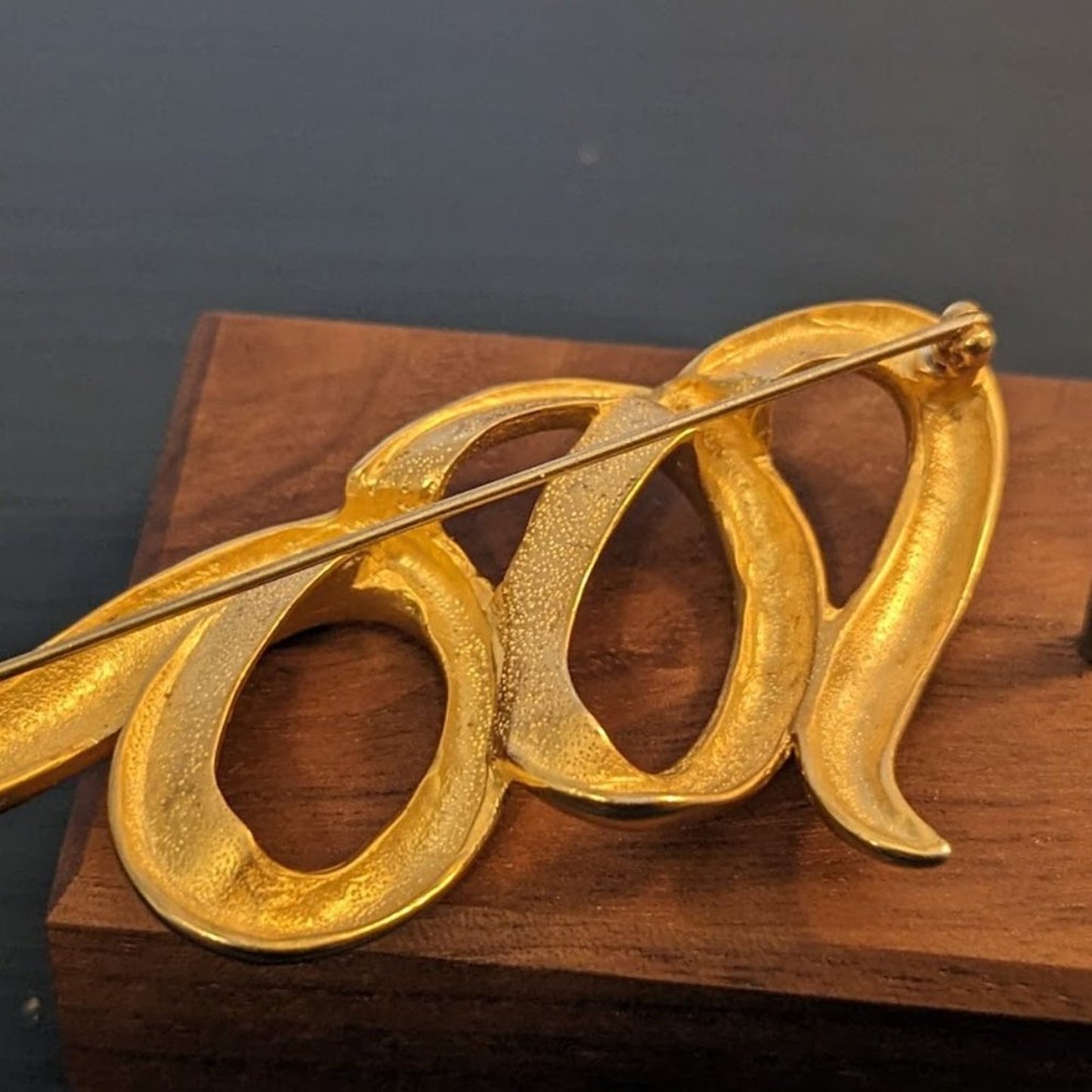 Art Deco Style Estate Large Gold Tone Brooch 3.25" X 1.50"
