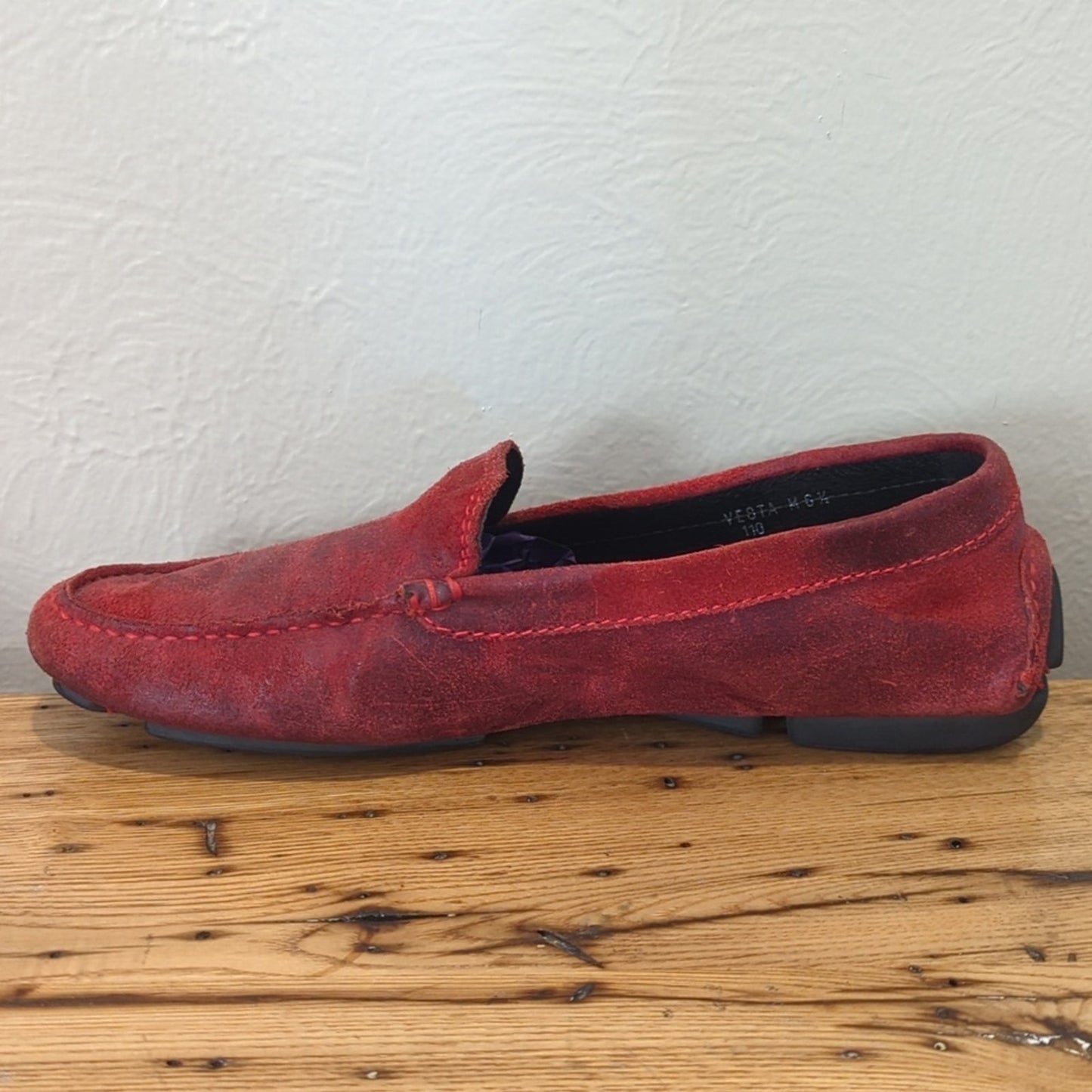 Donald J. Pliner Made in Italy Vesta Red Distressed Driving Mocassins Size 6.5