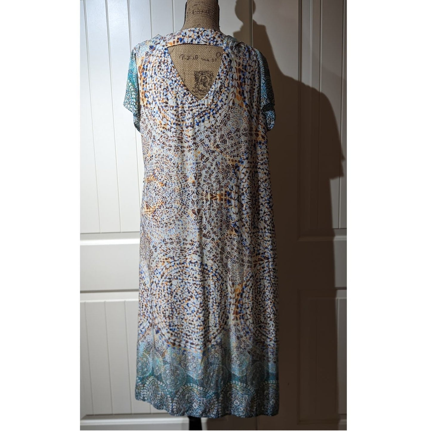 Niche Mandala Print V-Neck Viscose Shift Maxi Asymmetrical Hem Dress Womens Sz L