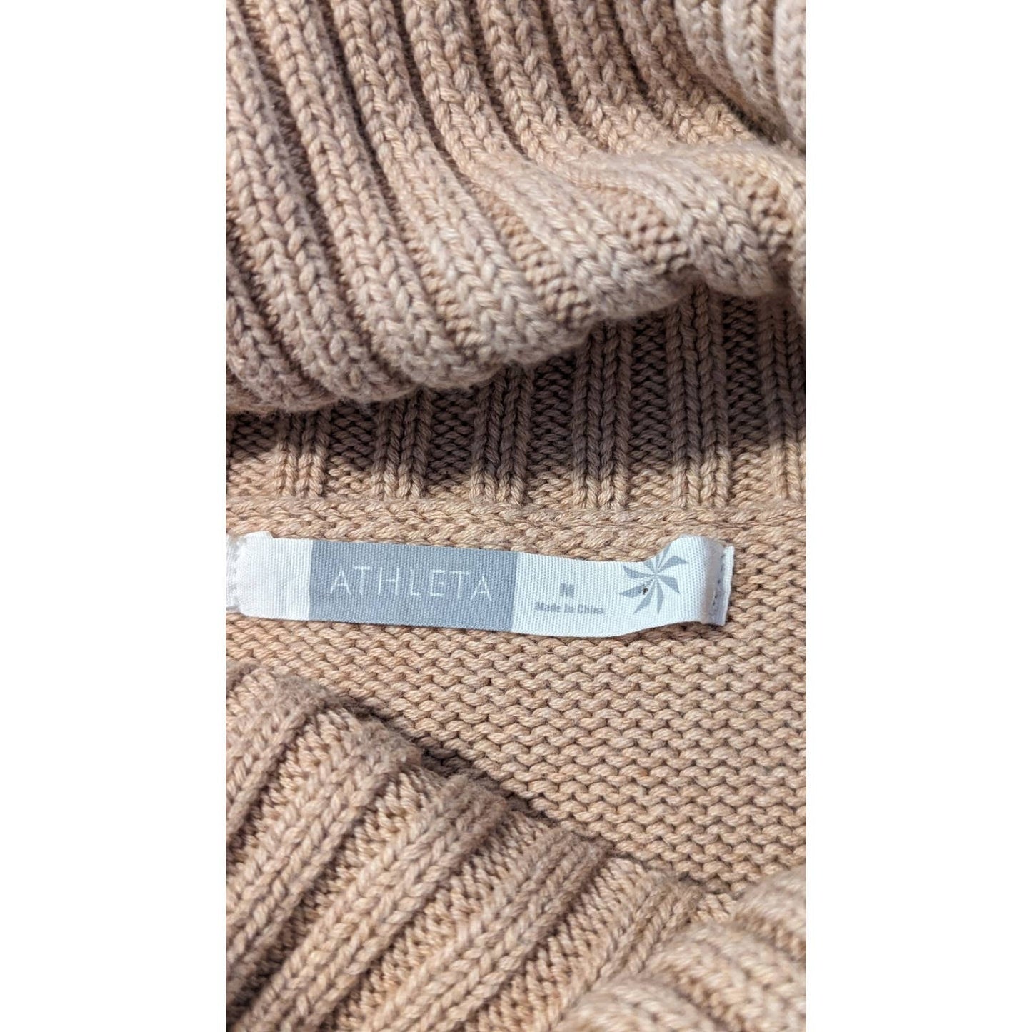 Athleta Cashmere Blend Camel Pullover Cowl Neck Short Button Sleeve Sweater Sz M