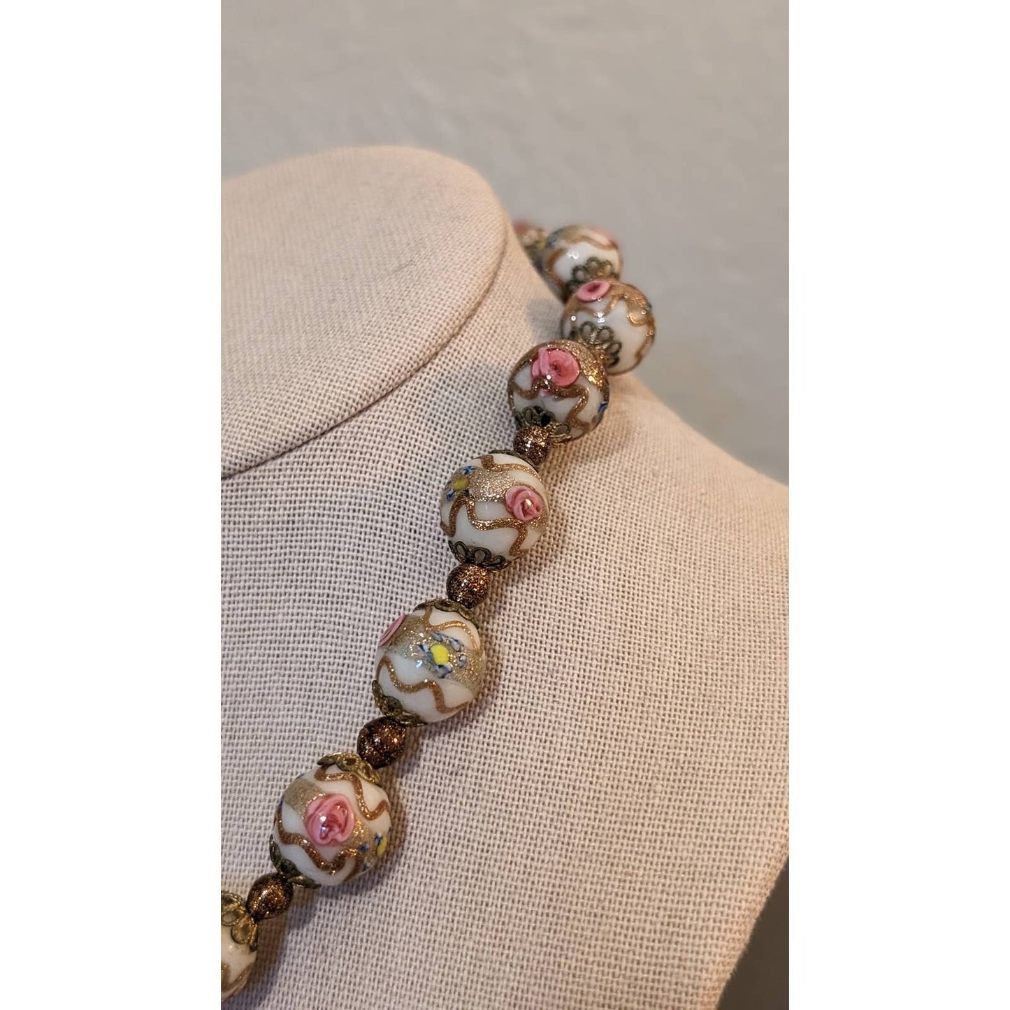 Vintage Venetian Glass Wedding Cake White Bases Roses 16" Necklace
