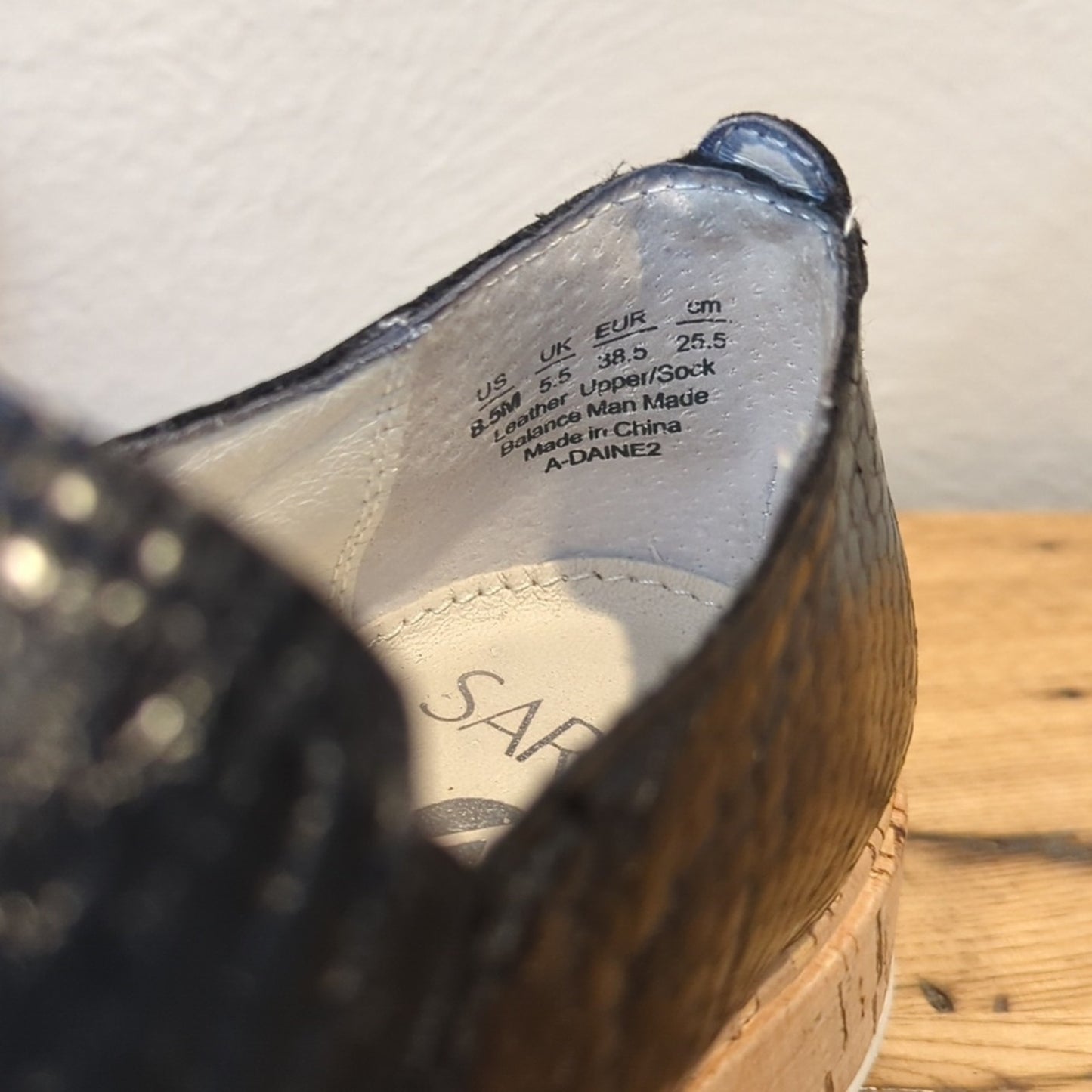 Franco Sarto Daine 2 Slip On Cork Heel Black Snake Leather Sneaker Women Sz. 8.5