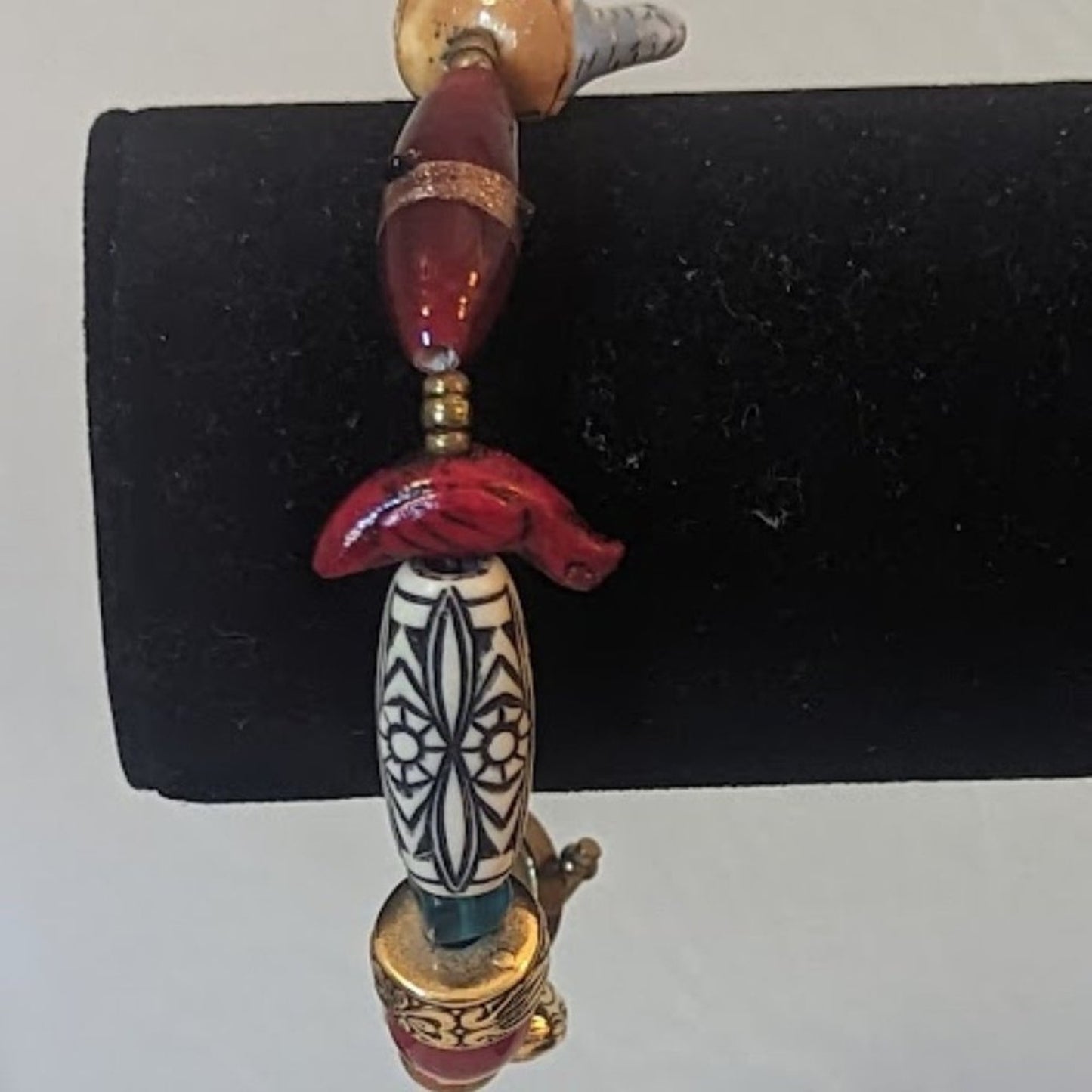 Glass Bead Gold Tone Toggle Bracelet