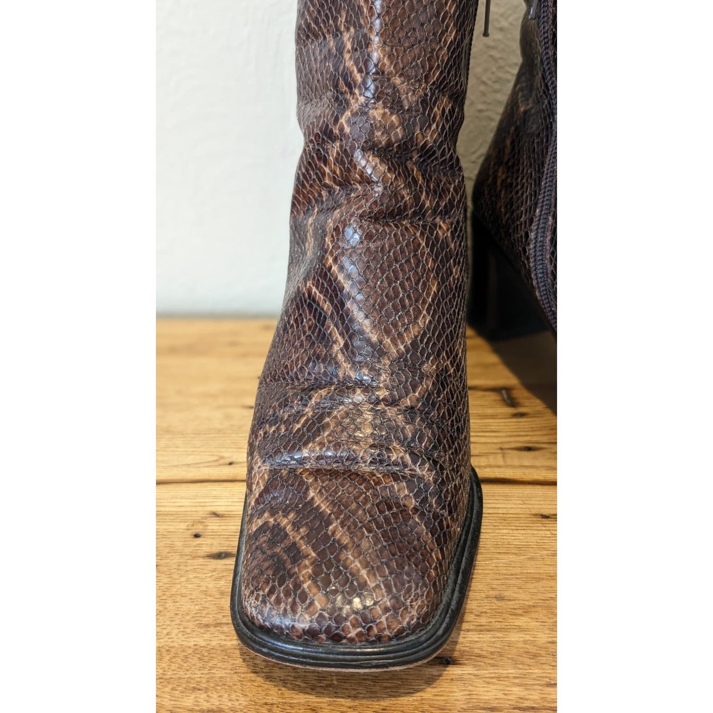 Via Spiga Snakeskin Print Brown Leather Zip Ankle Boots Square Toe Italy Sz 7.5M