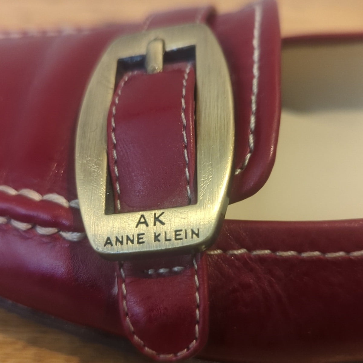 Anne Klein iflex Red Leather Topstitch Gold Hardware Loafers Women's Size 7.5N