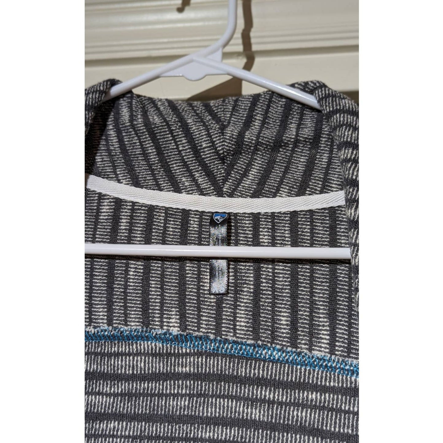 Kuhl Gray White Striped Open Shawl Wrap Cotton Blend Sweater Womens Sz XS