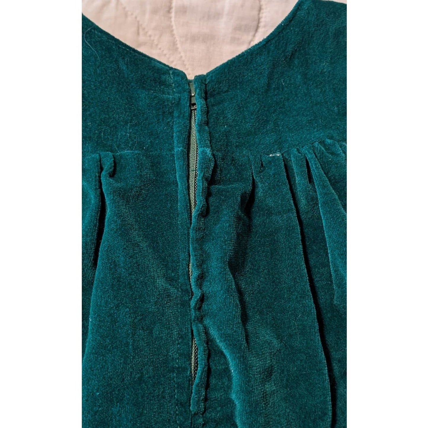 Vintage Homemade Green Velvet Embroidered Mtn. Scene Topper Juniors XS