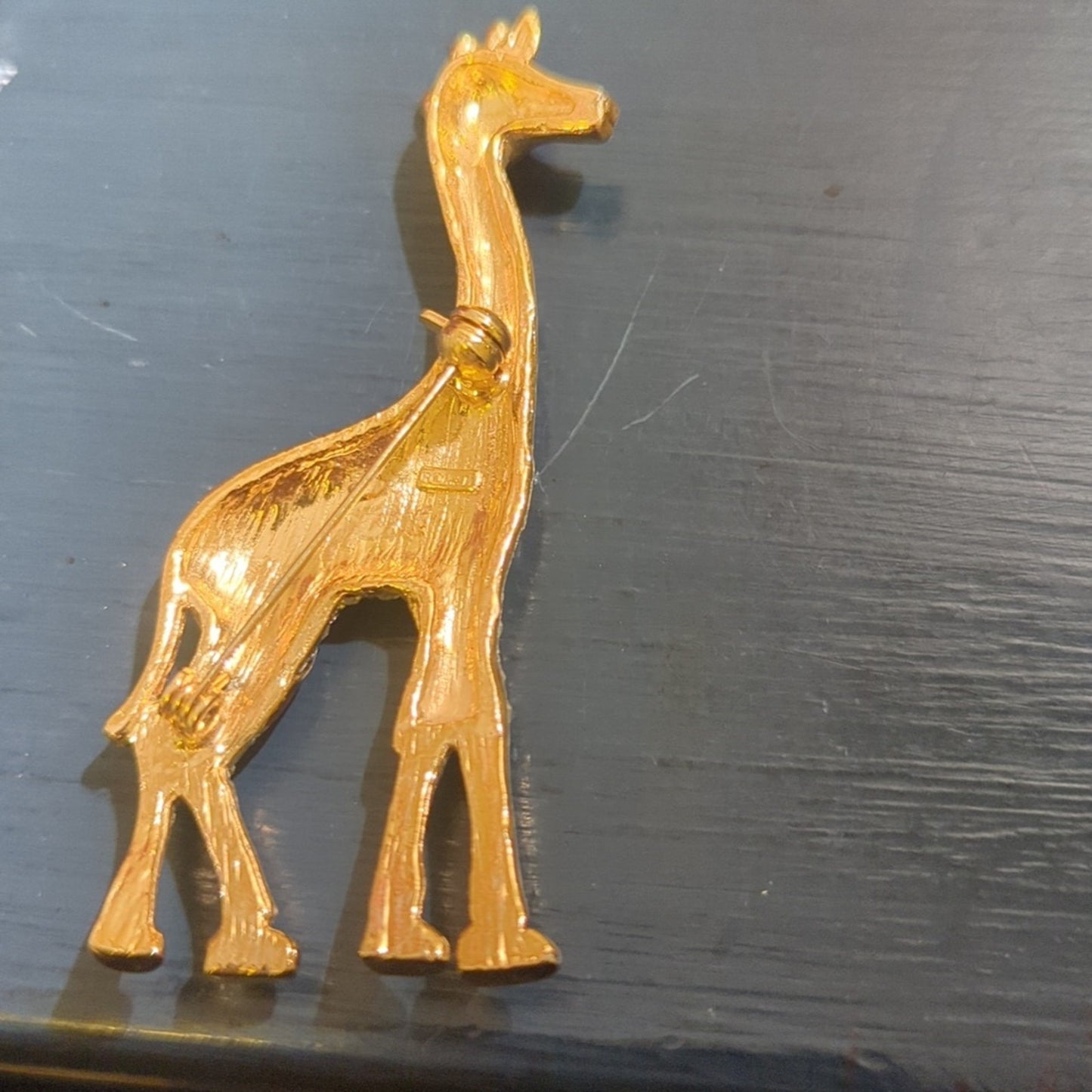 Roman's Signed Rhinestone Encrusted Brown Enameled Gold Tone Giraffe Brooch