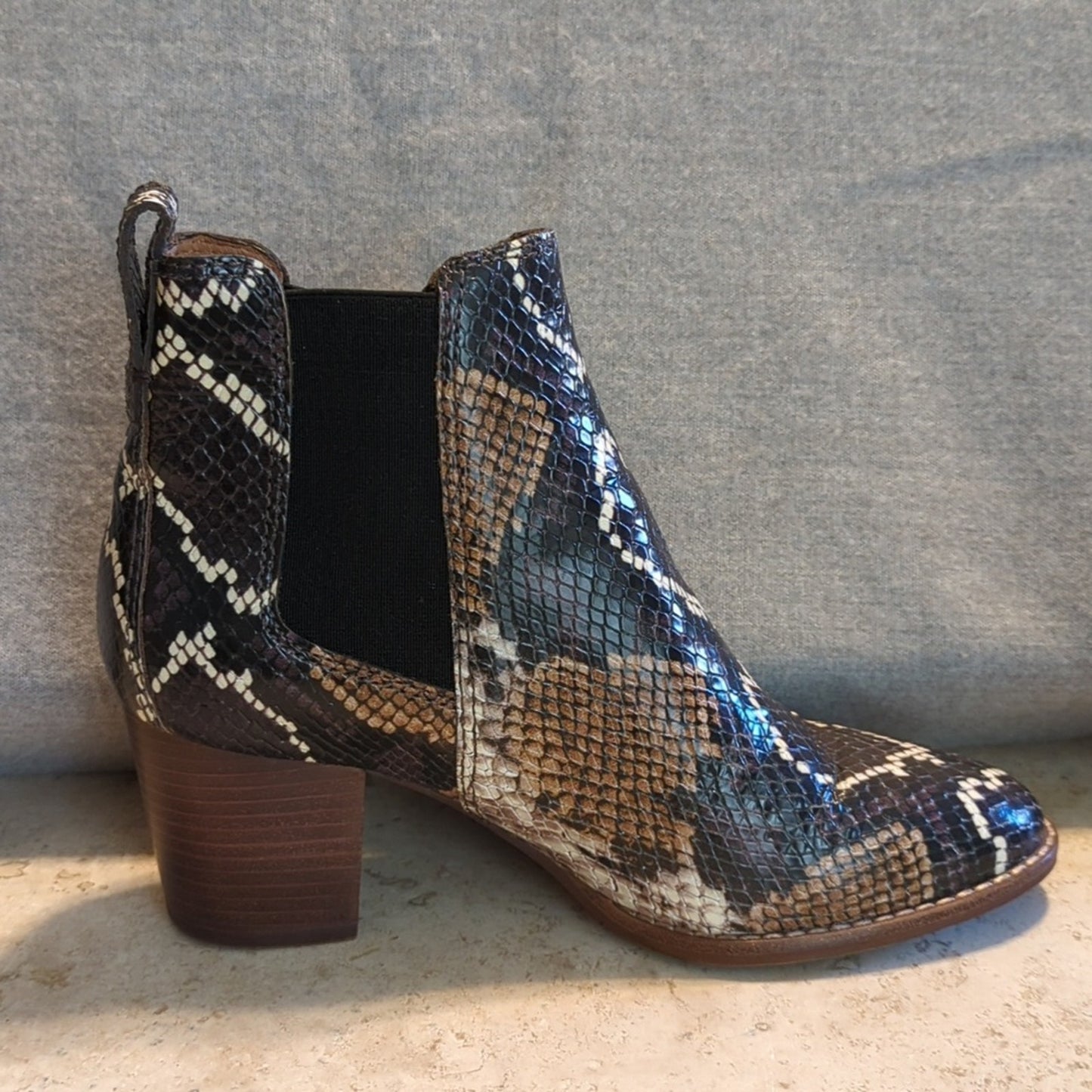 Madewell Style AA184 The Regan Boot in Snake Embossed Leather Women's Size 5.5
