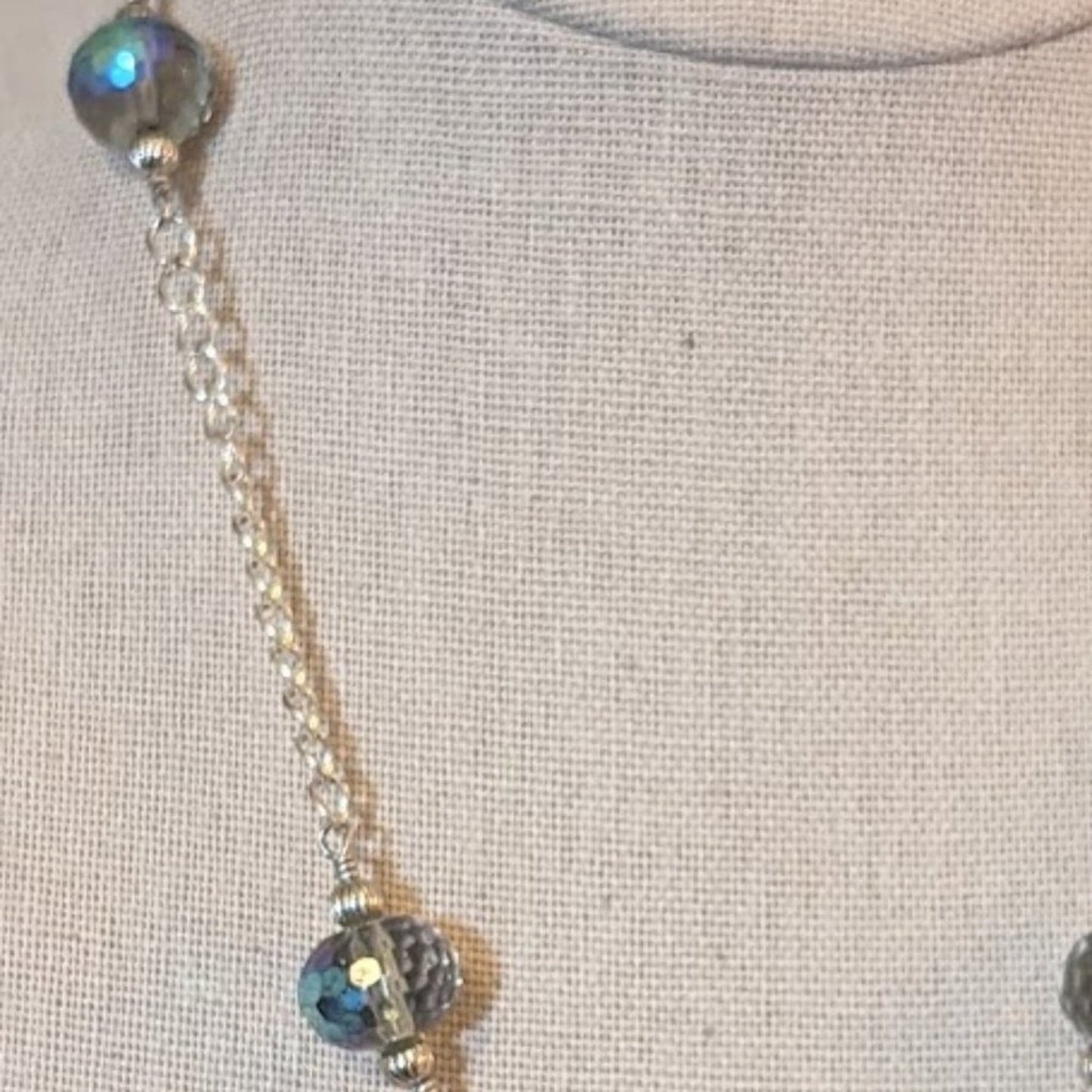 Cut Out Diamond Shape Pendant Blue AB Crystal Beads Silver Tone Chain  Necklace