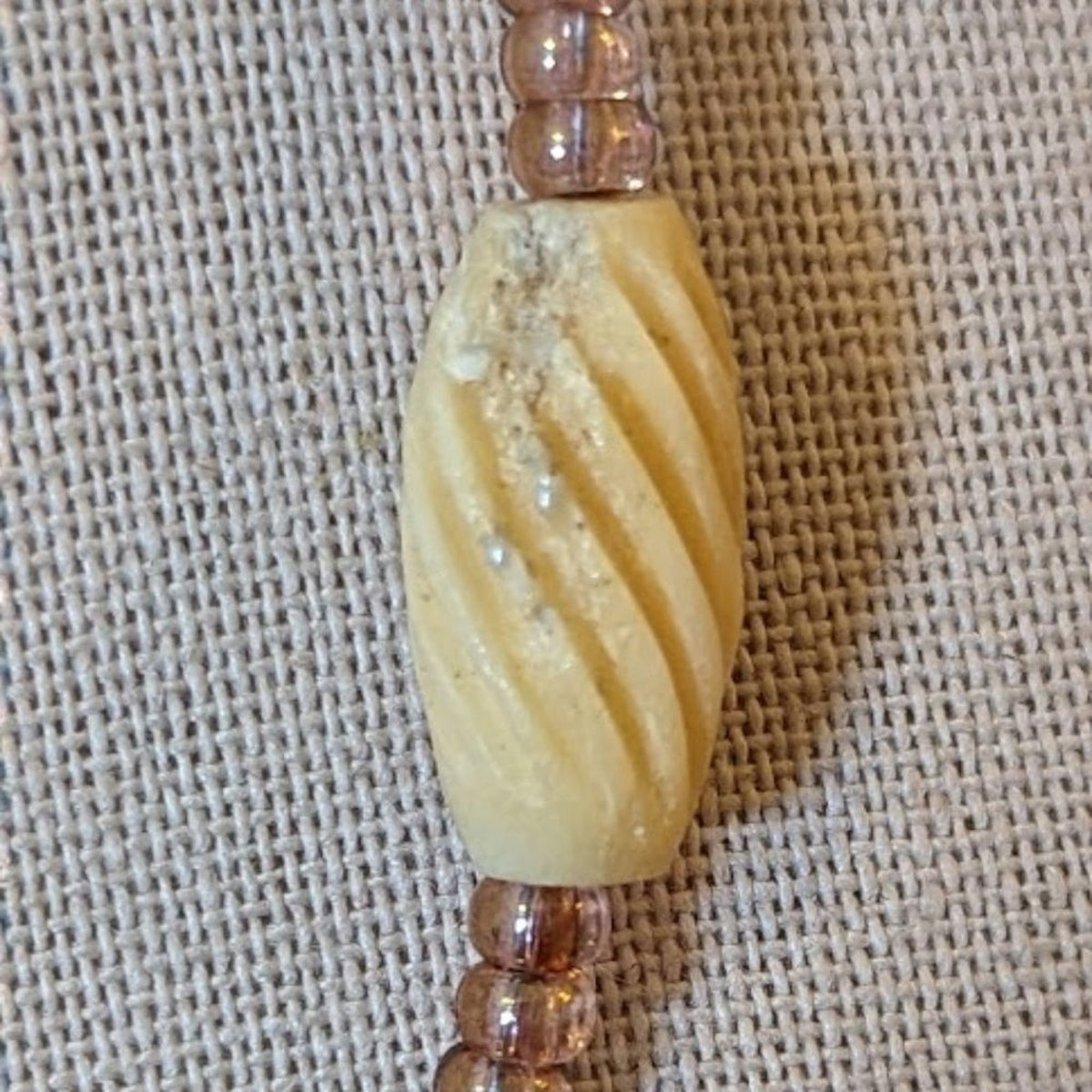 Vtg Murano Glass & Carved Beads With a Hook Clasp 18" Necklace