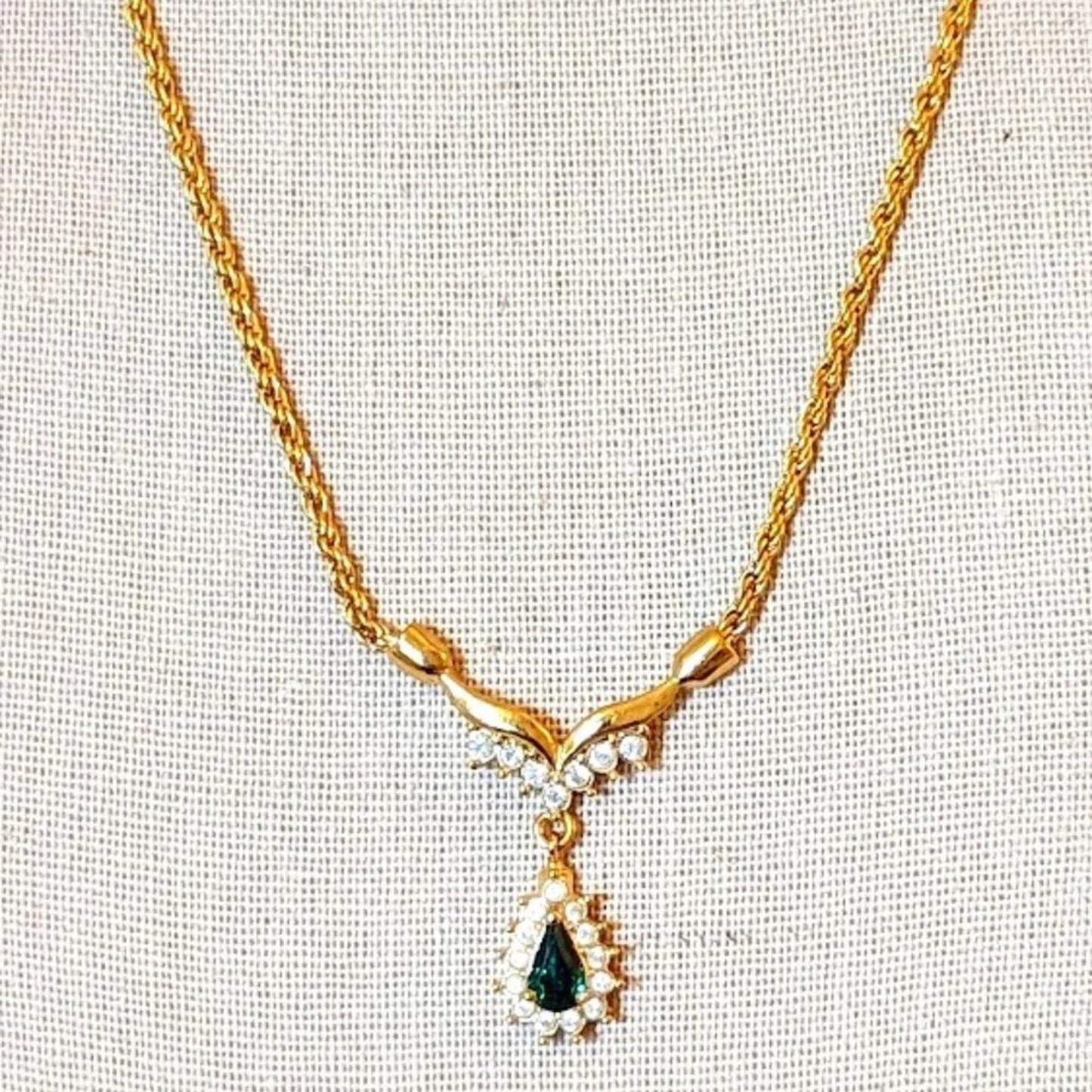 Vintage Marked Roman Gold Tone Green Stone Pave Pendant Chain Necklace