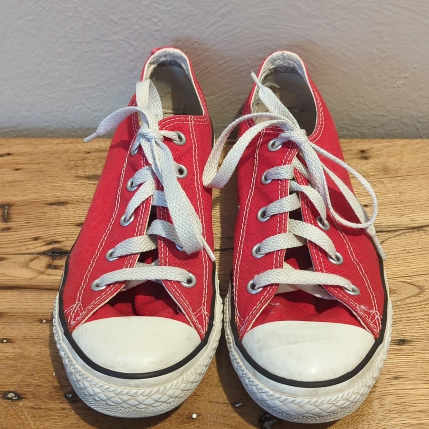 Converse All Star Red Lace Up Tennis Shoe Men's Size 3 (Women's 5)