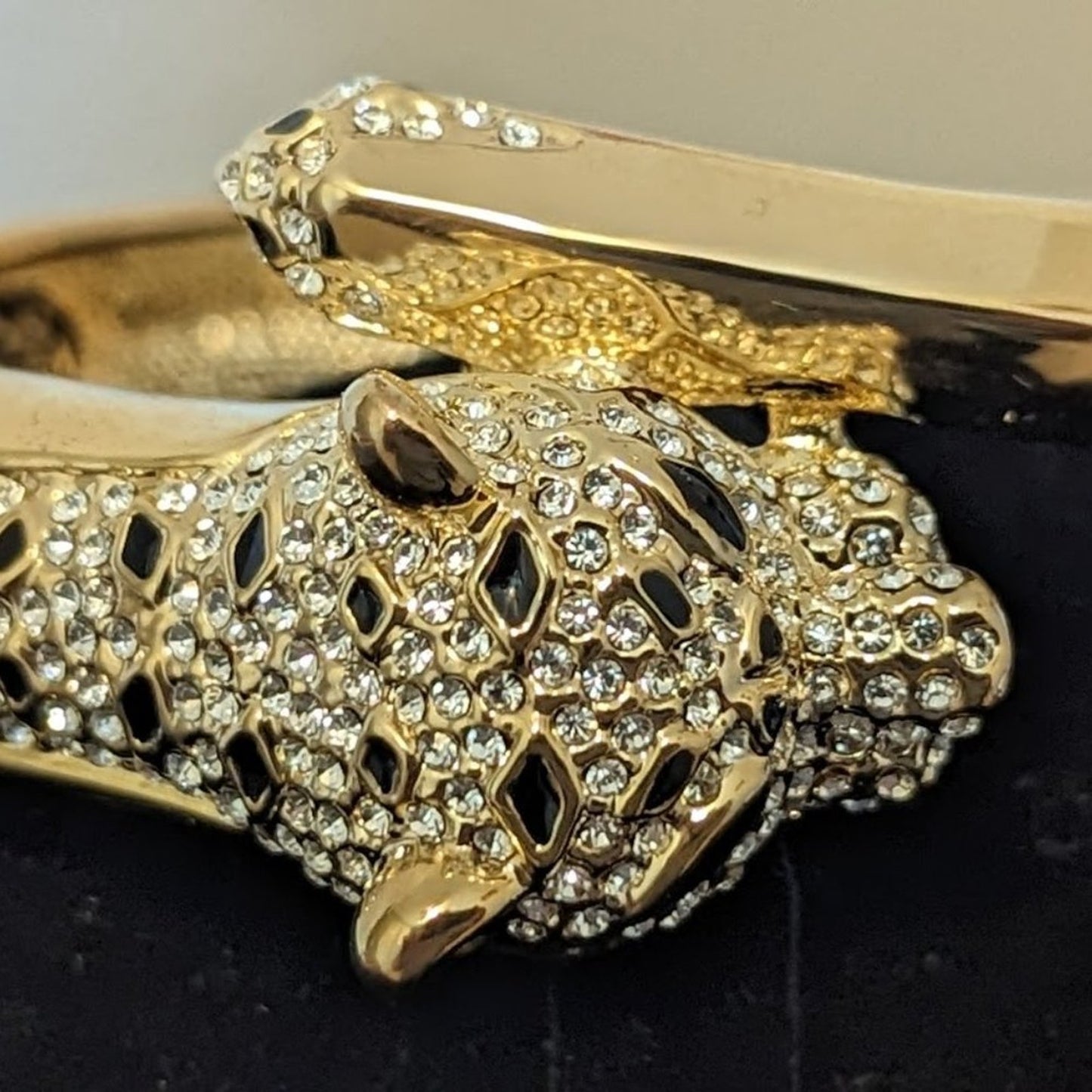 PJM Phoenix Jewelry MFG Leopard Crystal Bangle Bracelet