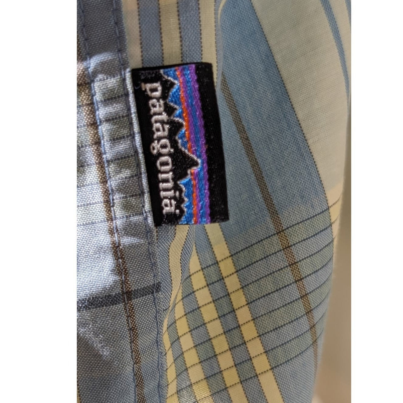 Patagonia Organic Cotton Light Blue Plaid Short Sleeve Button Up Shirt Mens Sz L