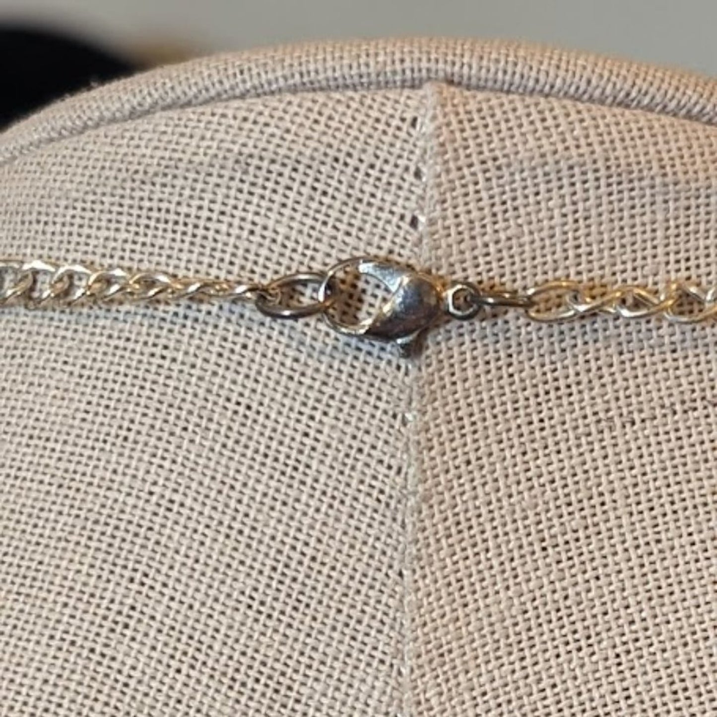 Cut Out Diamond Shape Pendant Blue AB Crystal Beads Silver Tone Chain  Necklace