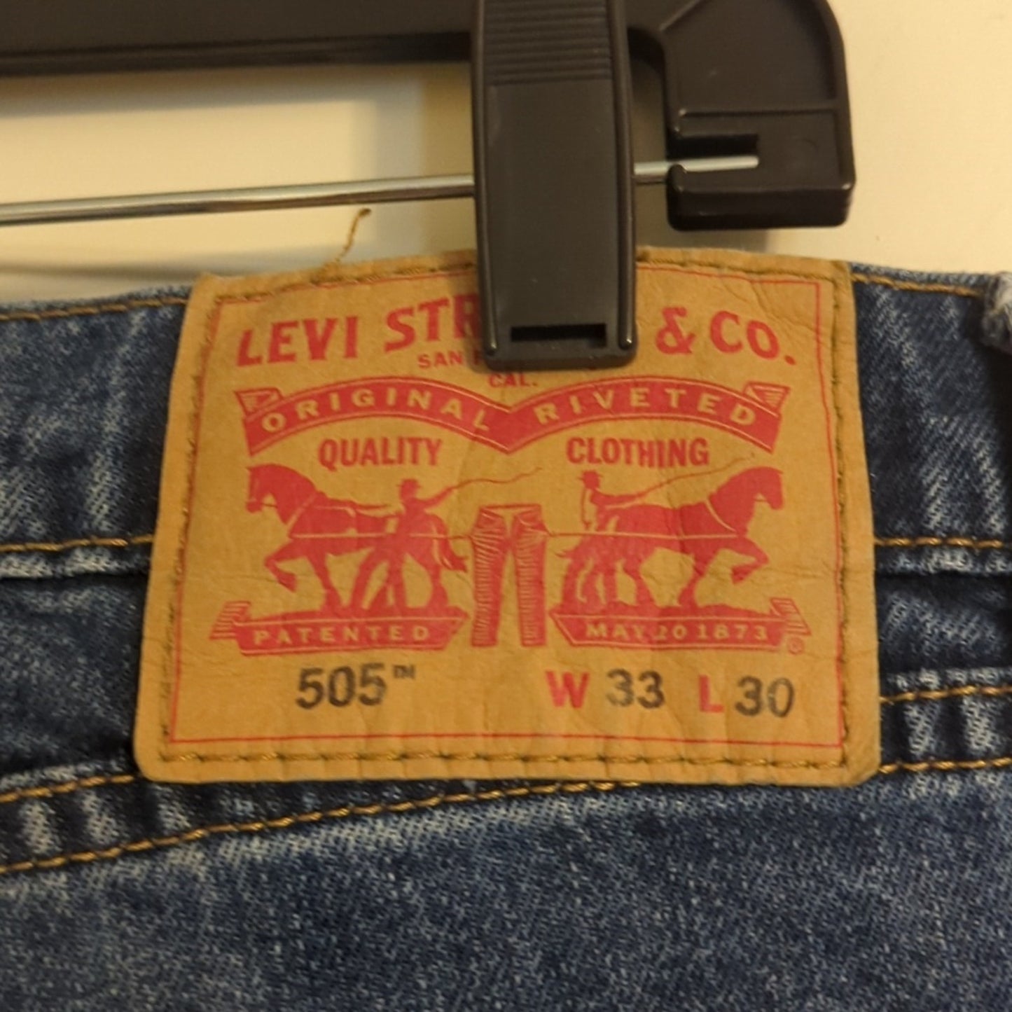 Levi's 505 Regular Straight Fit Medium Stonewash No Stretch Jean Sz 33x30
