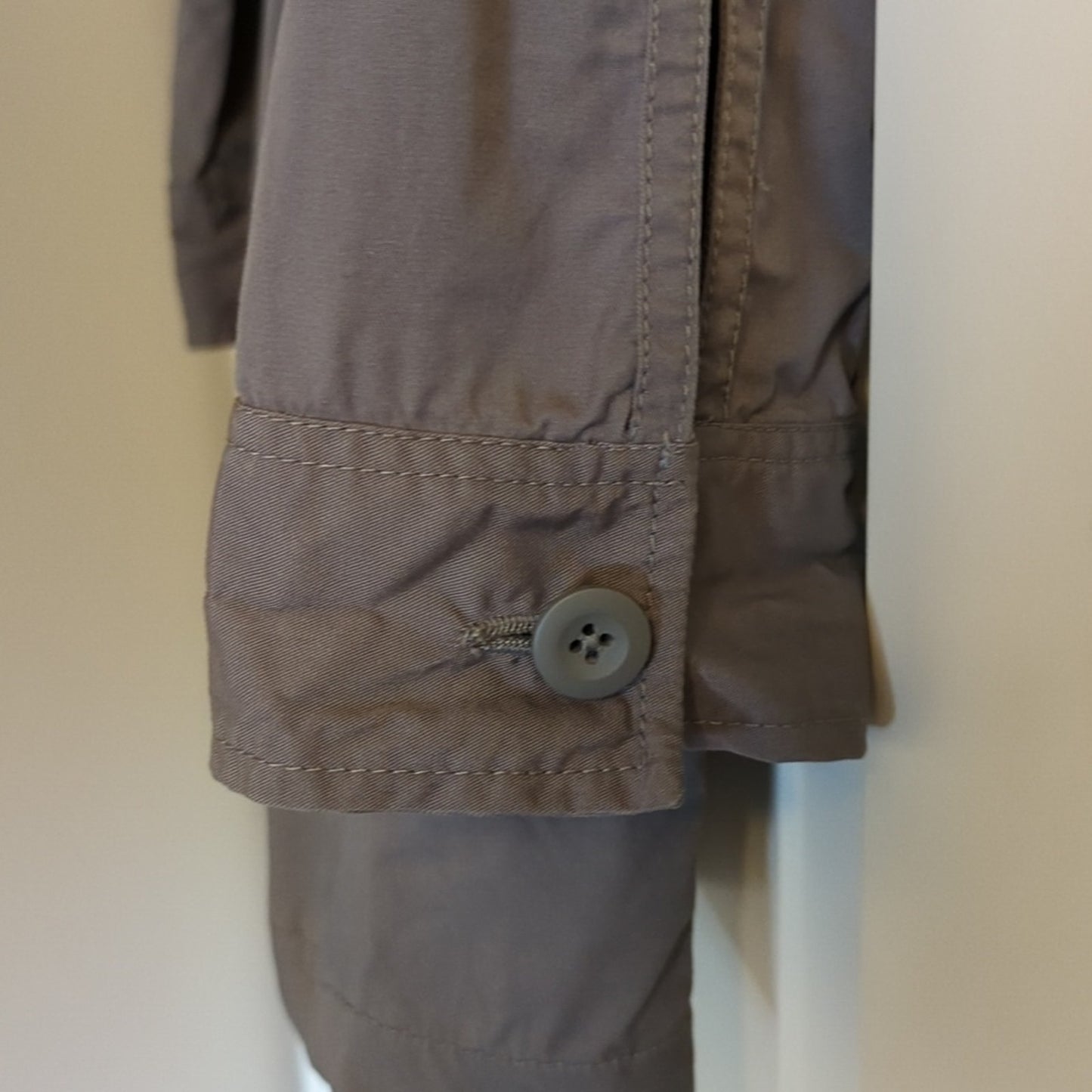 hinge Designed in Seattle Drapey Soft Utility Open Front Silhouette Jacket Sz. S