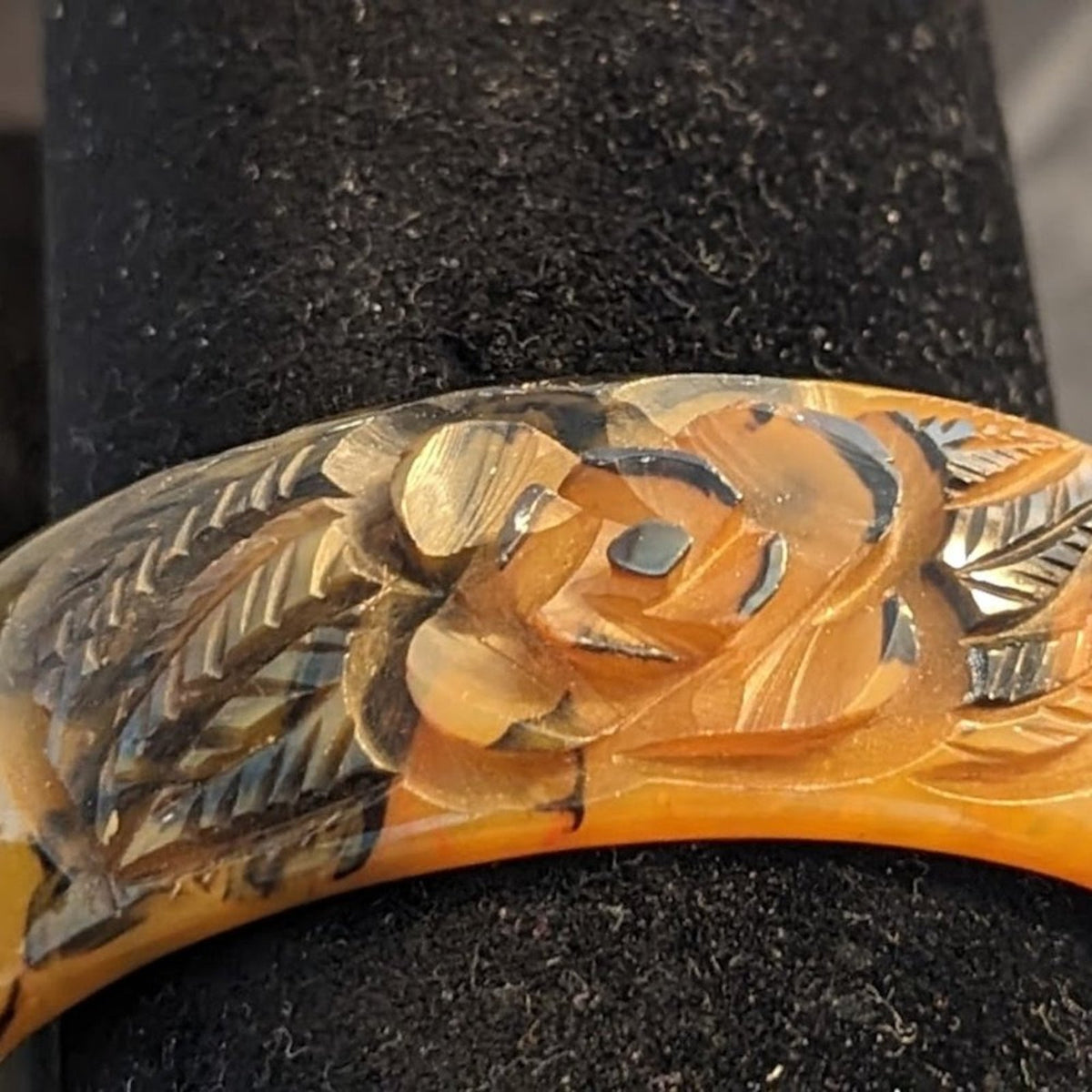 Rare 1930s Carved Roses Translucent End of Day Bakelite Bangle Bracelet